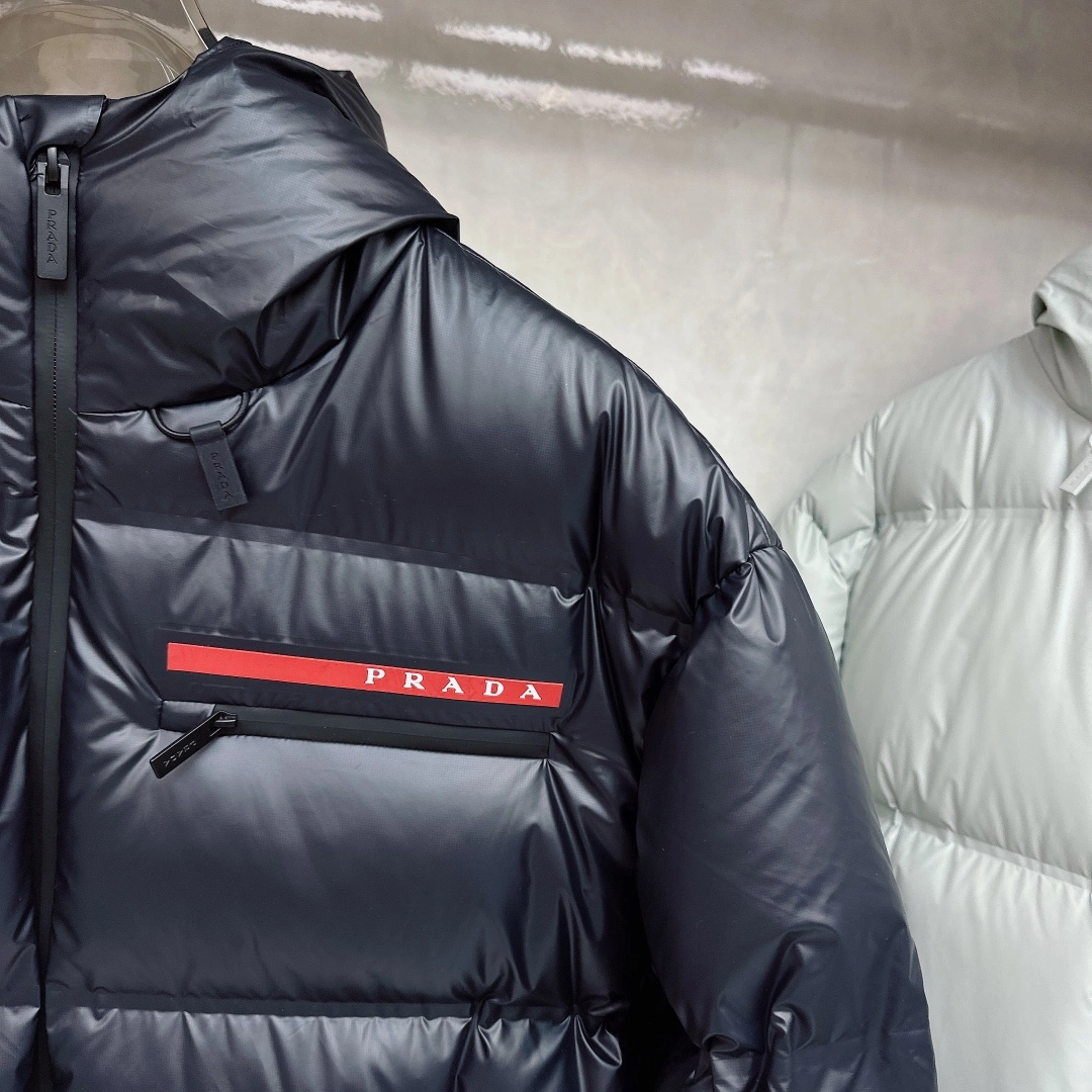 ZipUp Prada Down Jackets 172347