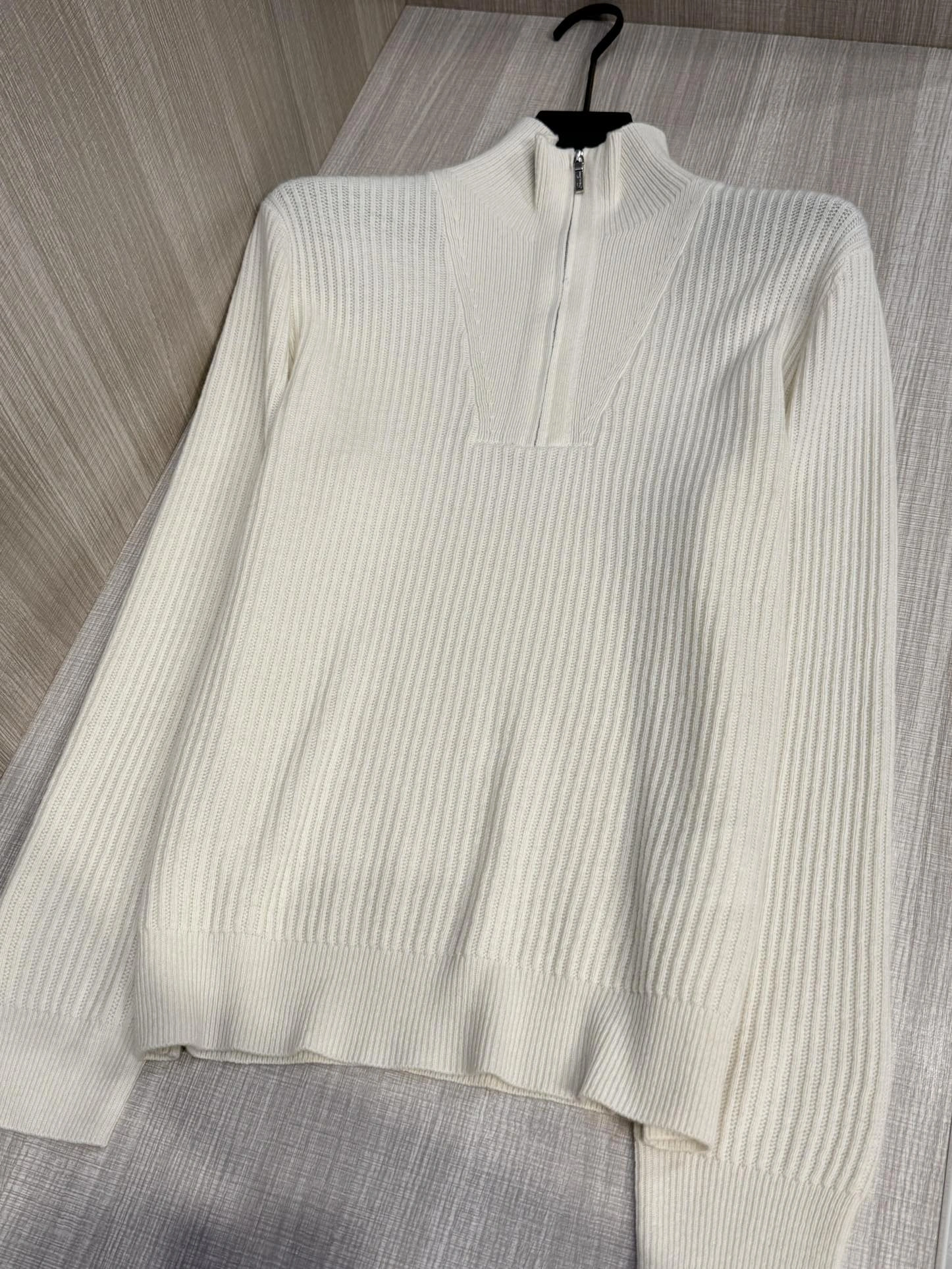 Prada Down Jackets Attractive 172342