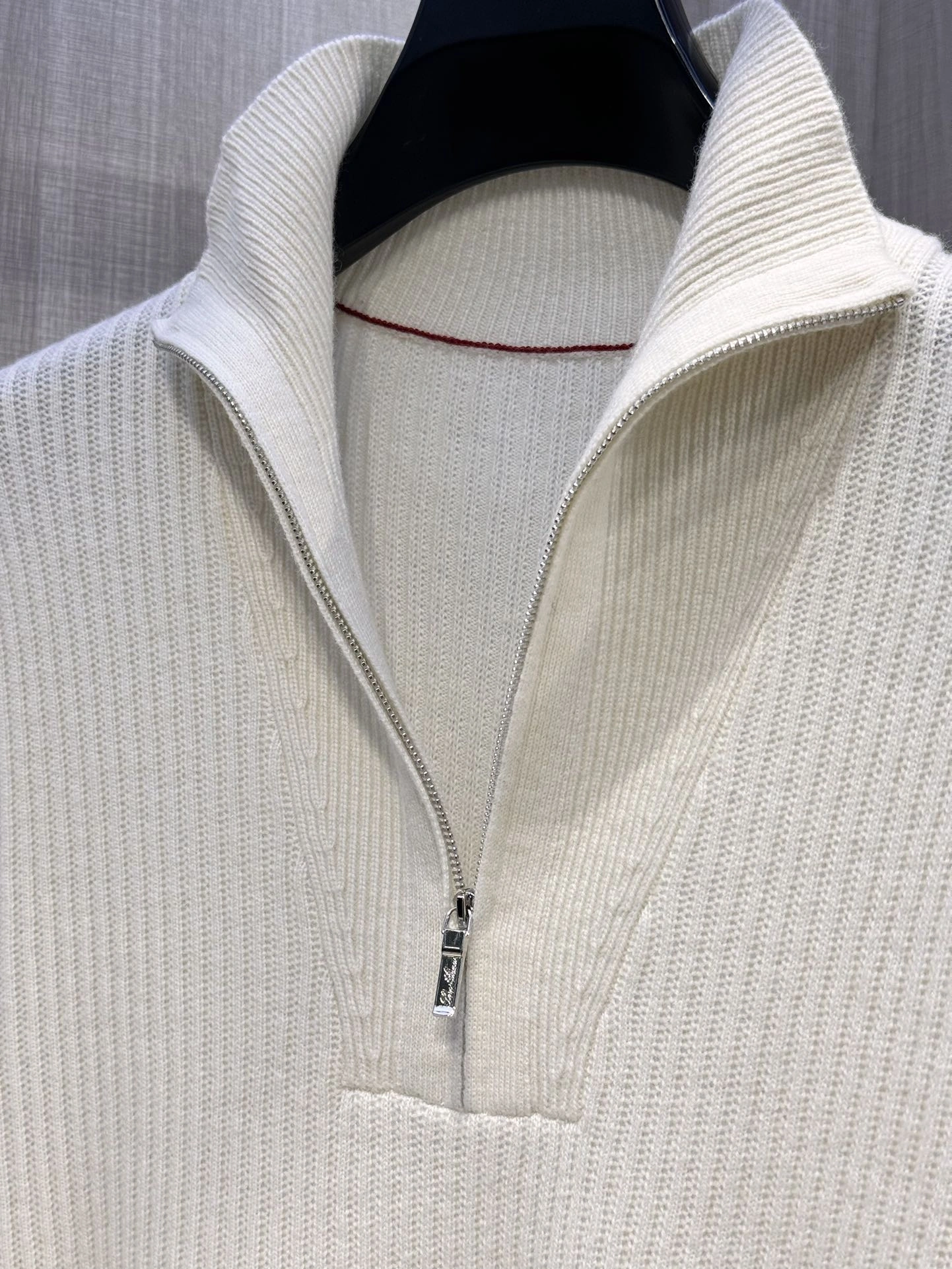 Prada Down Jackets Breathable 172338