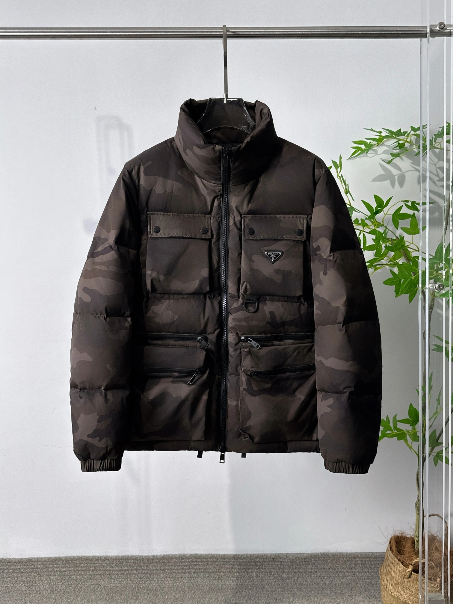 Prada Down Jackets Resilient 172366