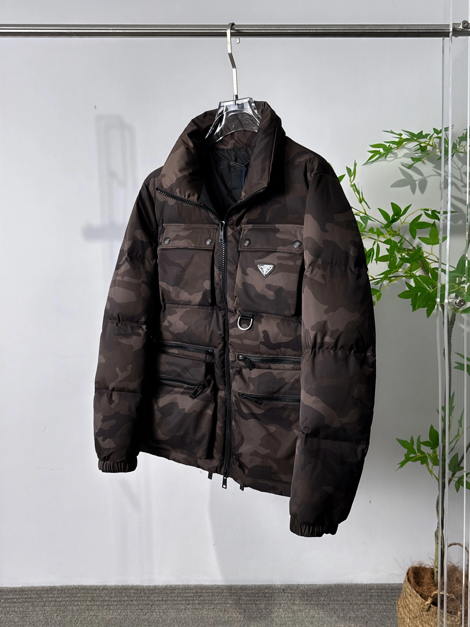 Prada Down Jackets Resilient 172366