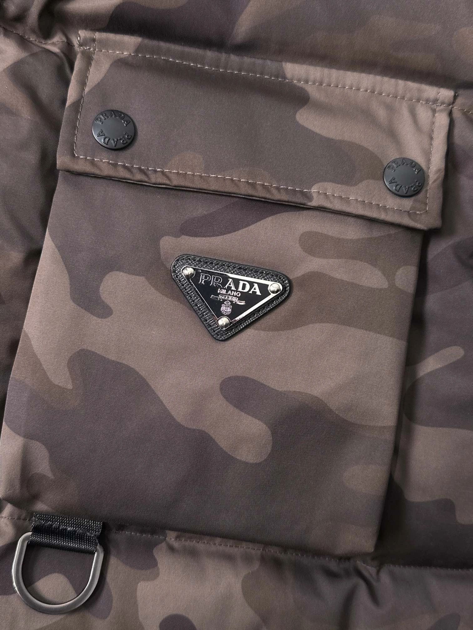Prada Down Jackets Resilient 172366