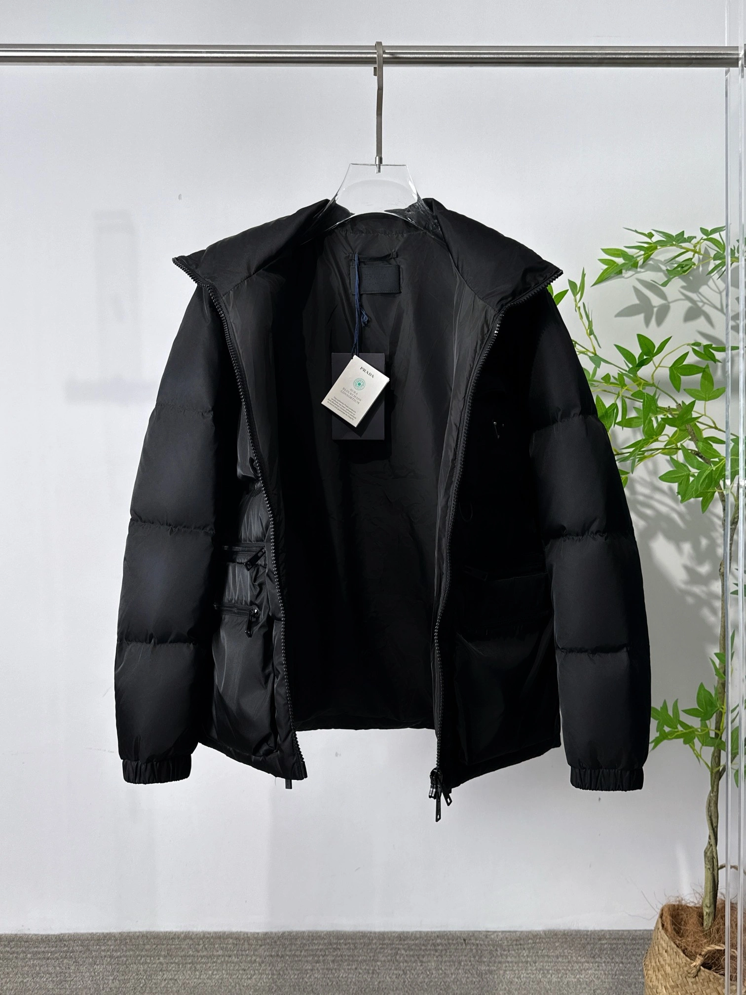 Prada Down Jackets Contemporary 172330