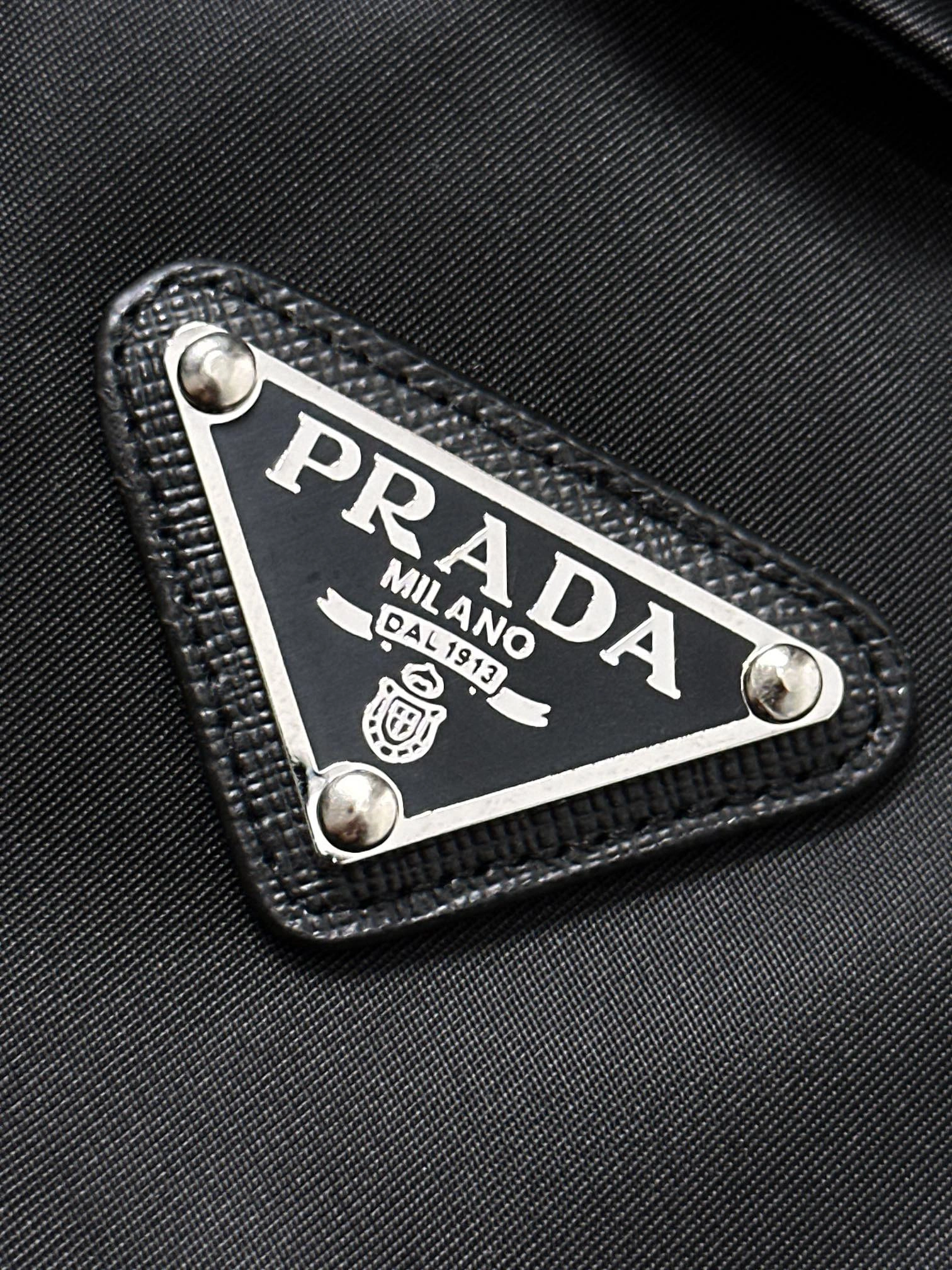 Prada Down Jackets Contemporary 172330