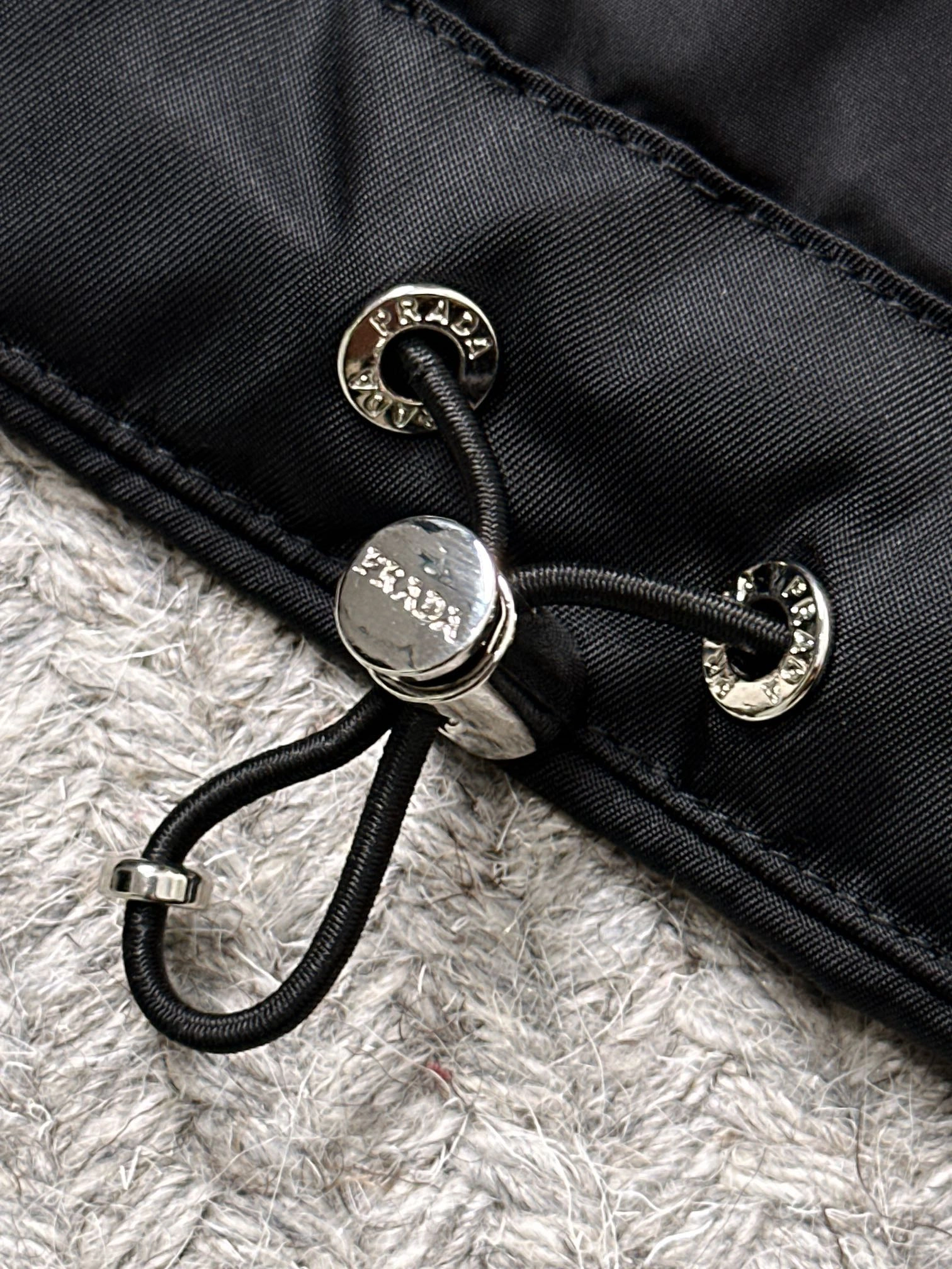 UrbanChic Prada Down Jackets 172328