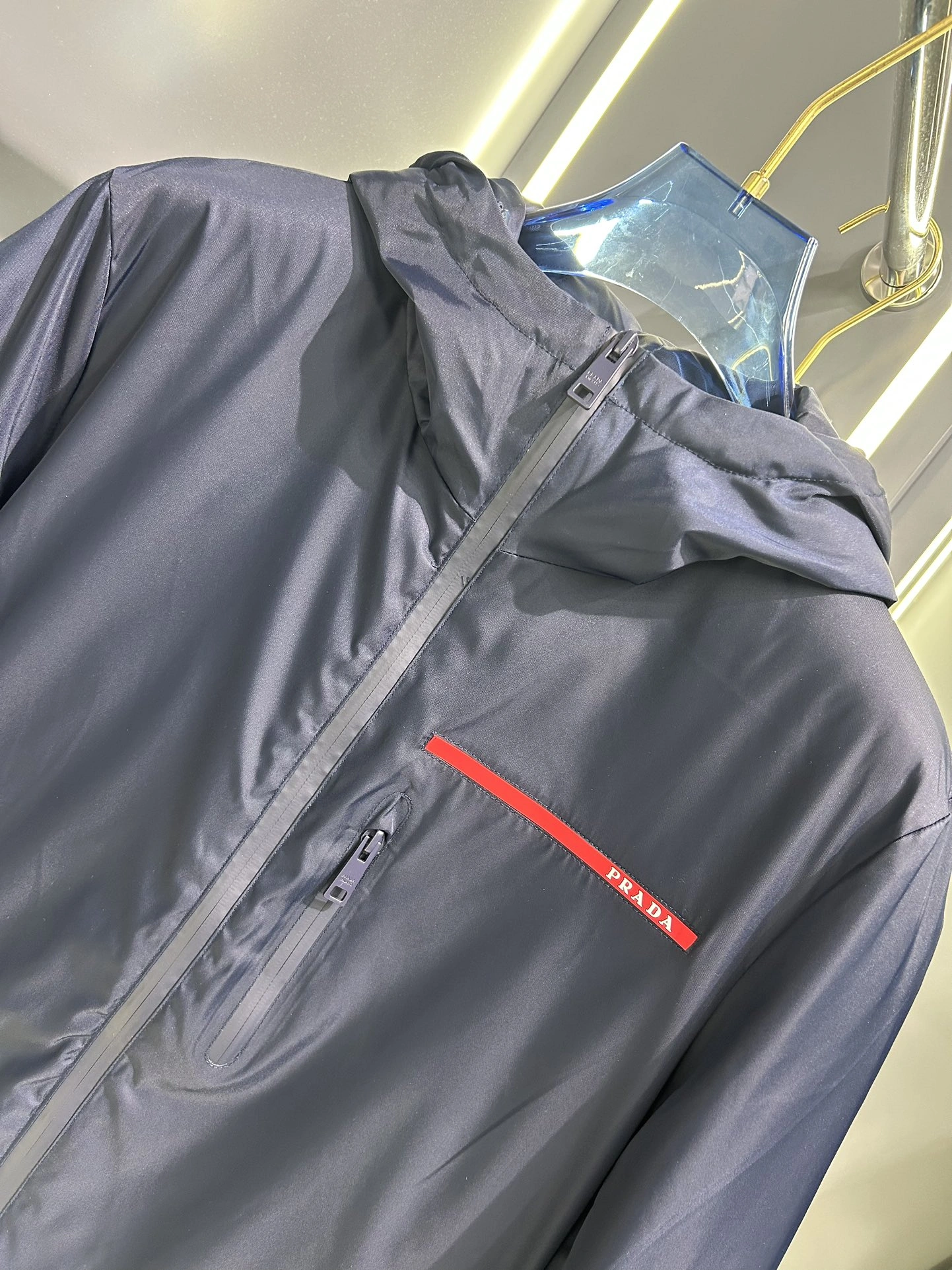 Prada Down Jackets Original 172375