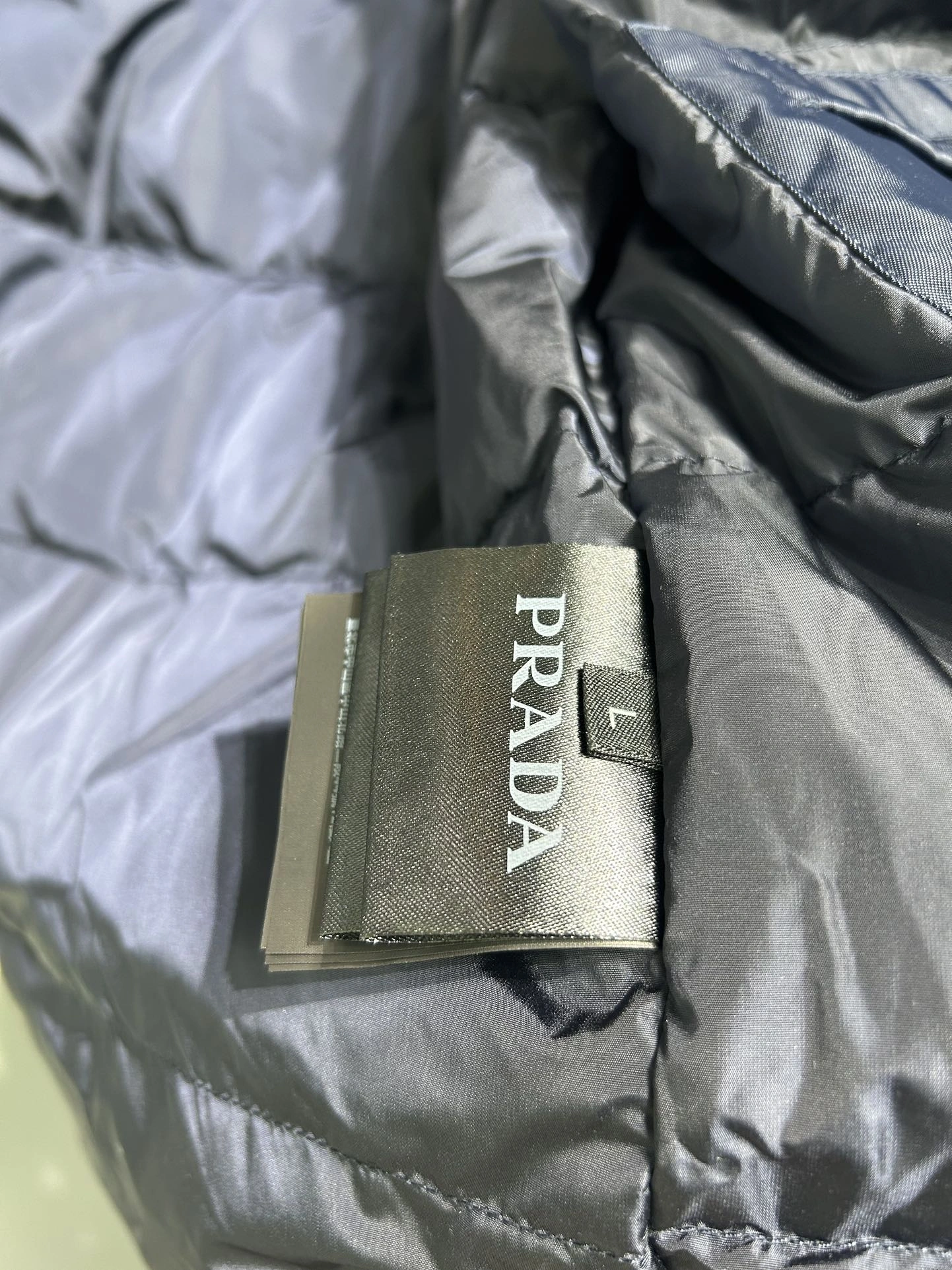 Prada Down Jackets Original 172375