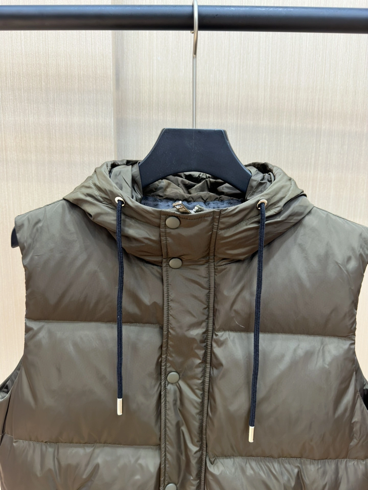 Prada Down Jackets Comfortable 172374