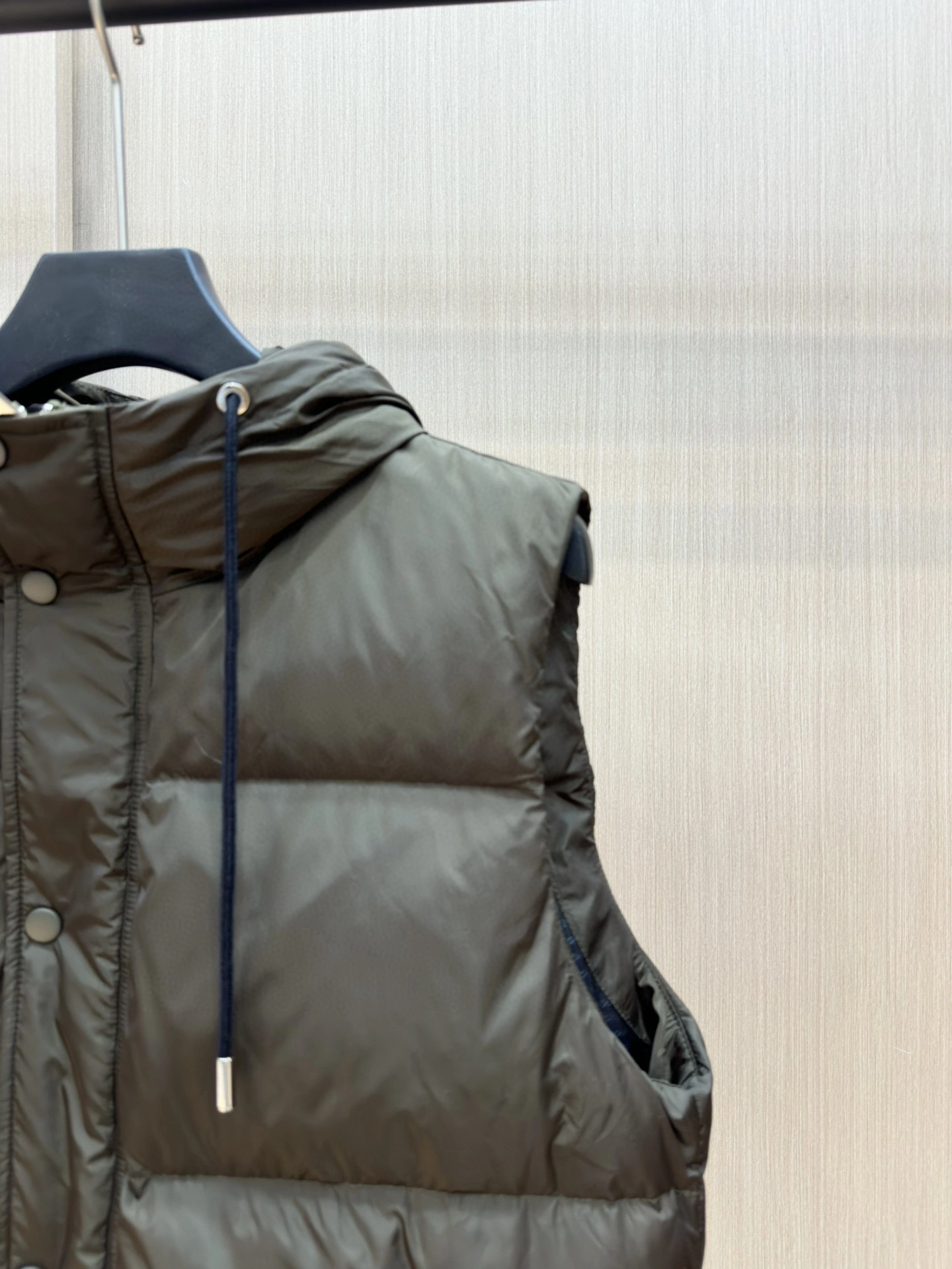 Prada Down Jackets Comfortable 172374