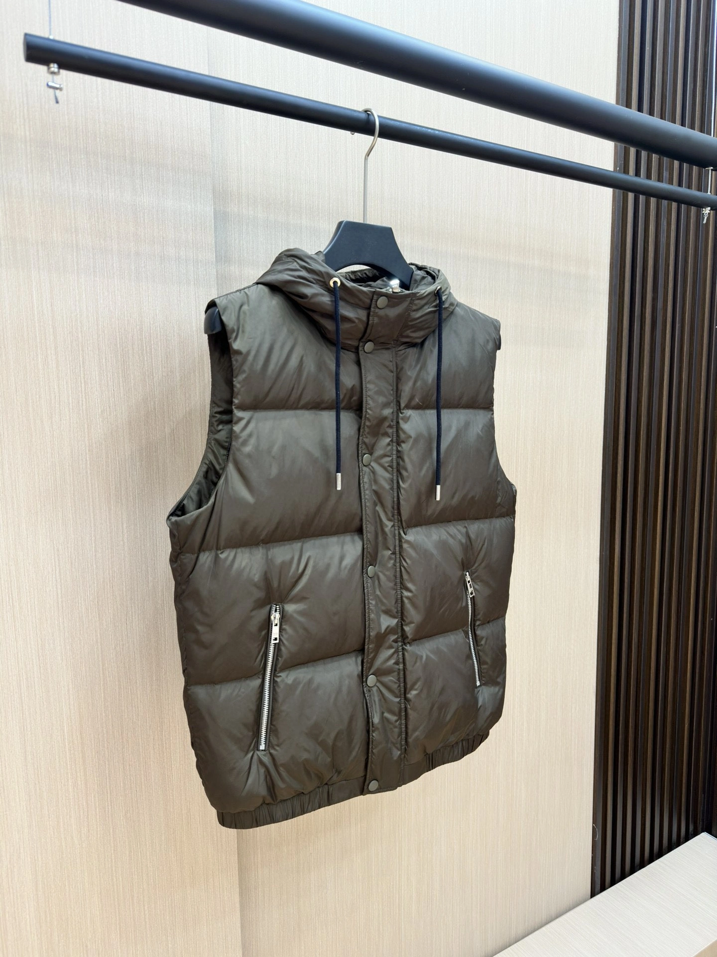 Prada Down Jackets Comfortable 172374