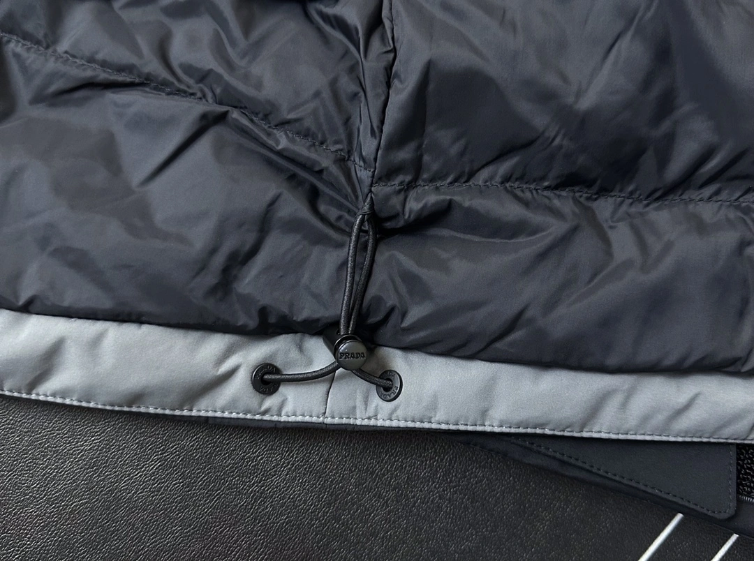 Prada Down Jackets Sustainable 172325