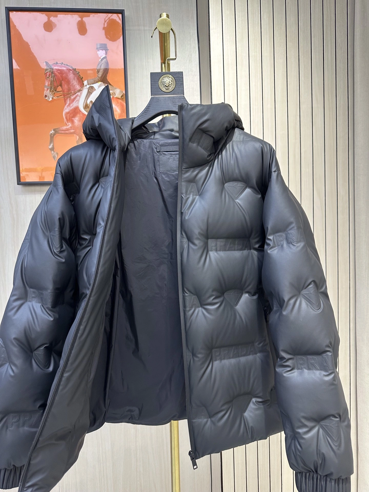 Prada Down Jackets EasyMatch 172334
