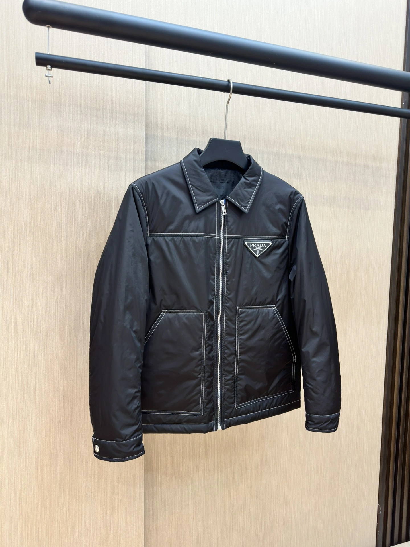 TimelessDesign Prada Down Jackets 172322