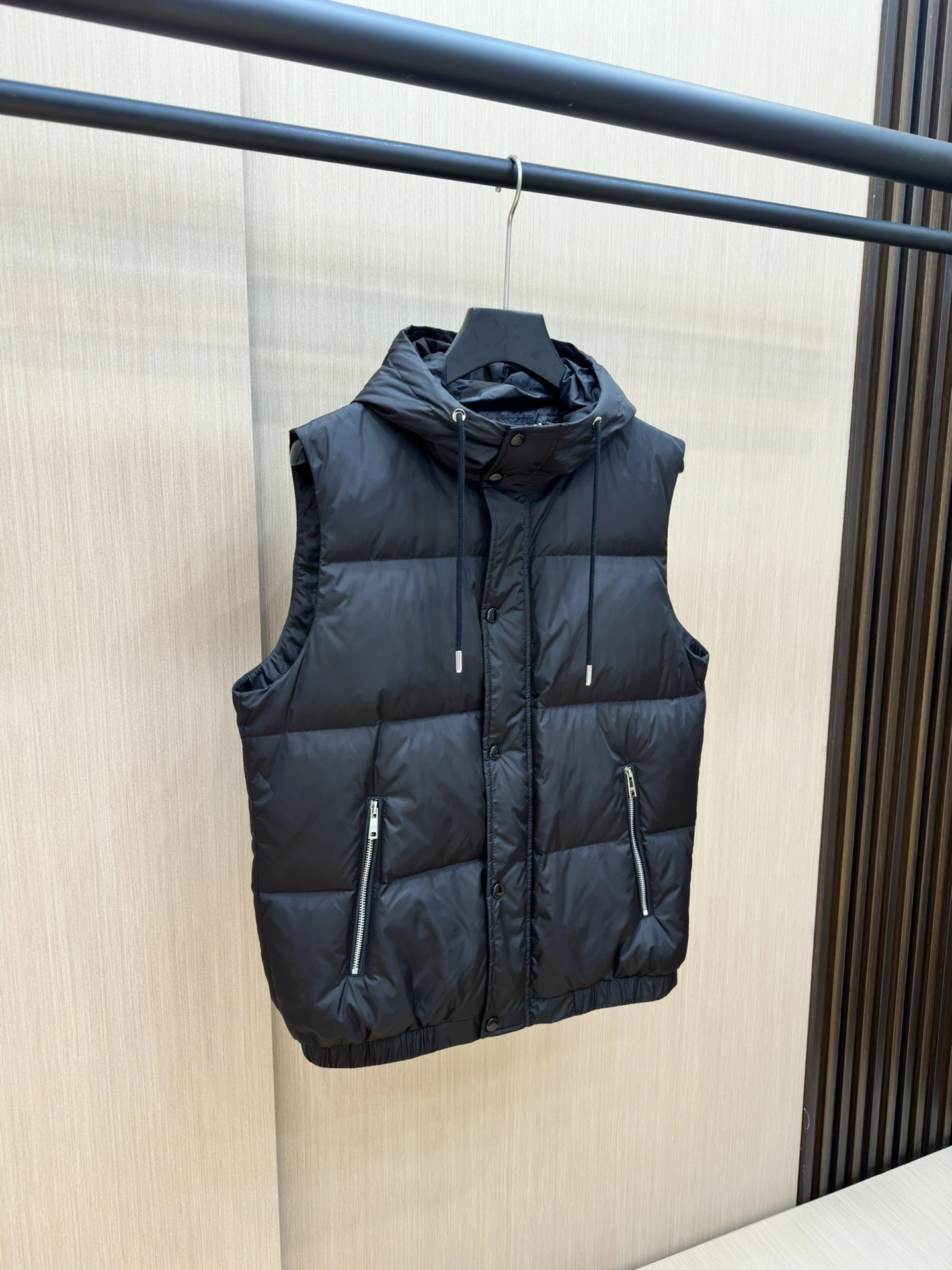 GoAnywhere Prada Down Jackets 172320