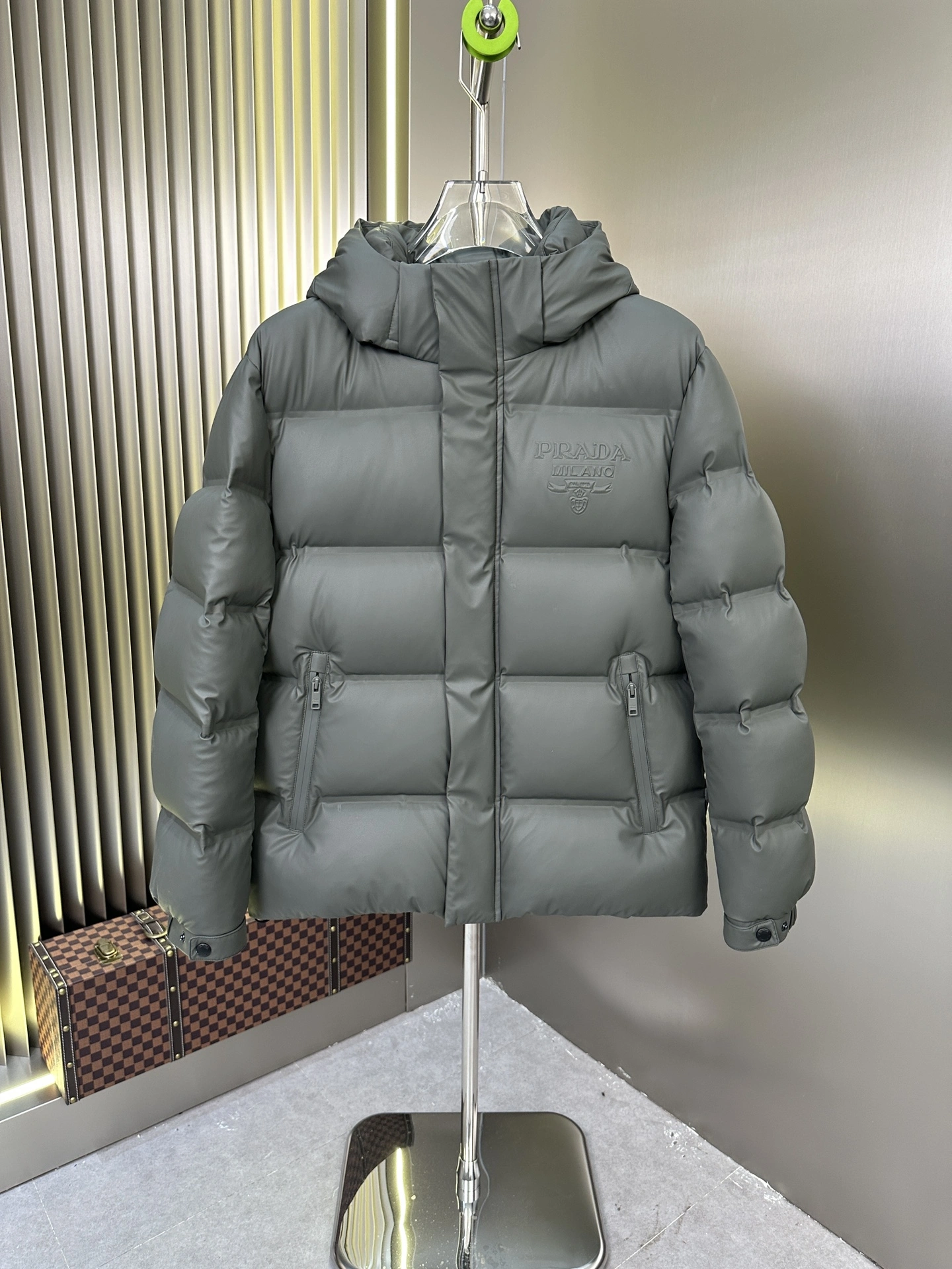 Elegant Prada Down Jackets 172317