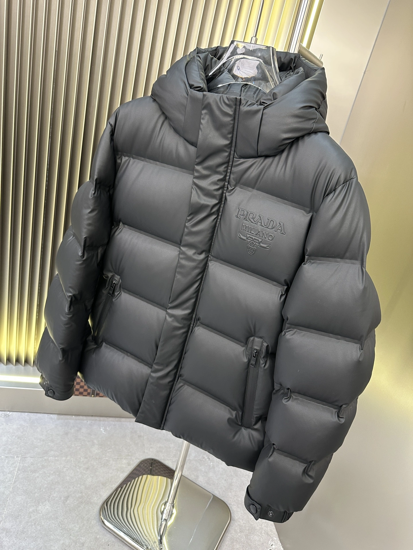 Elegant Prada Down Jackets 172317