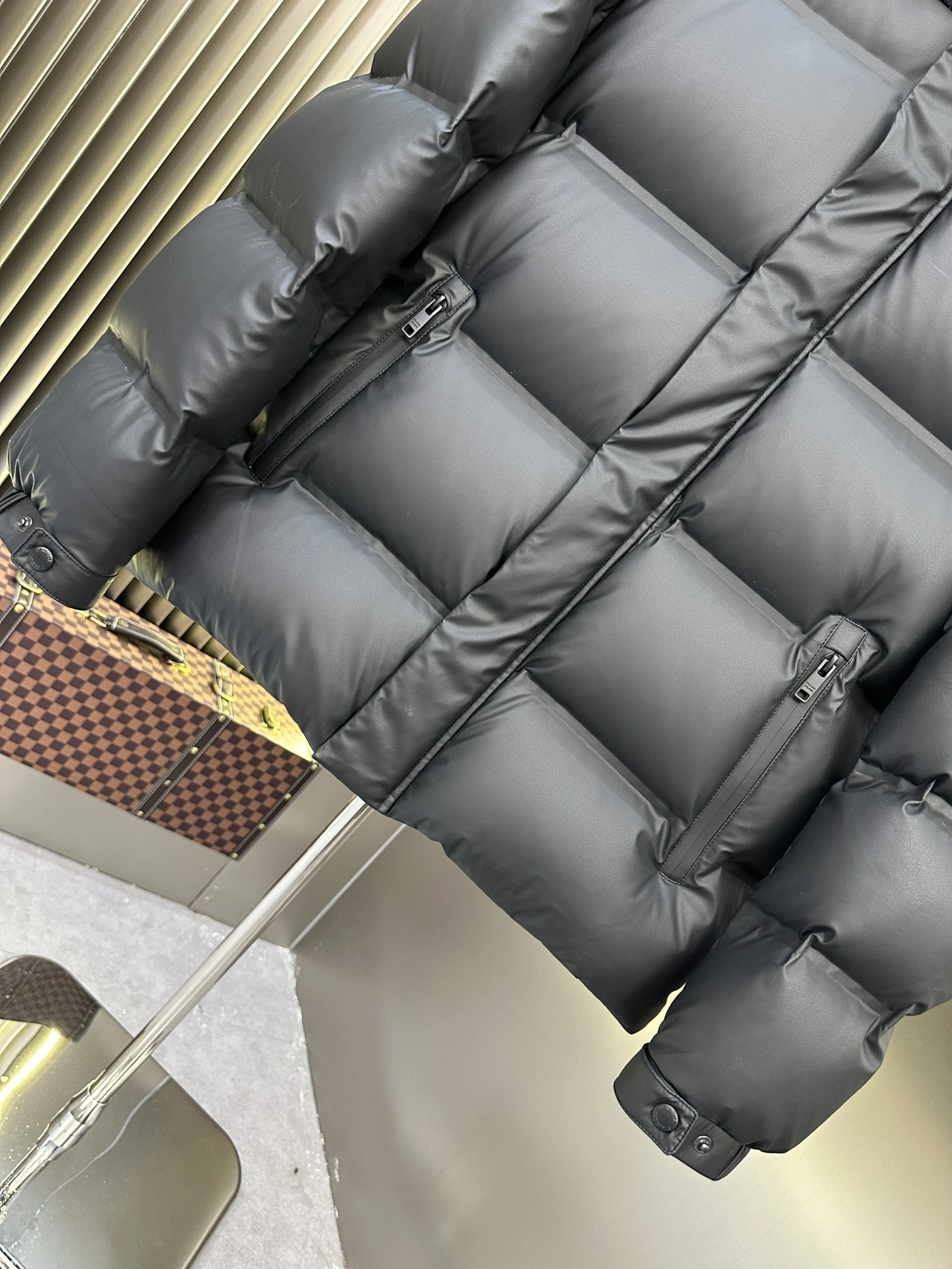 Elegant Prada Down Jackets 172317