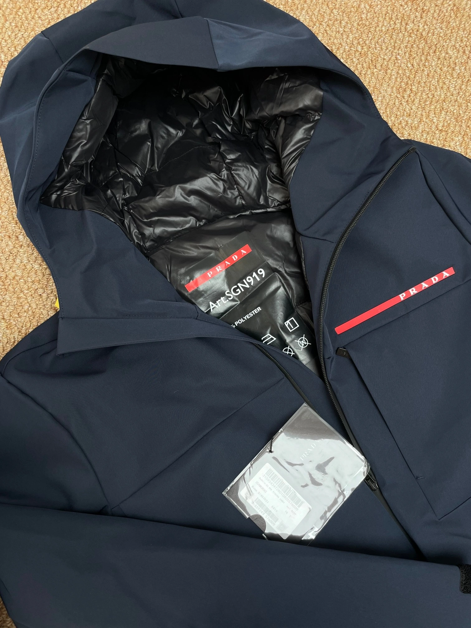 EasyMatch Prada Down Jackets 172315