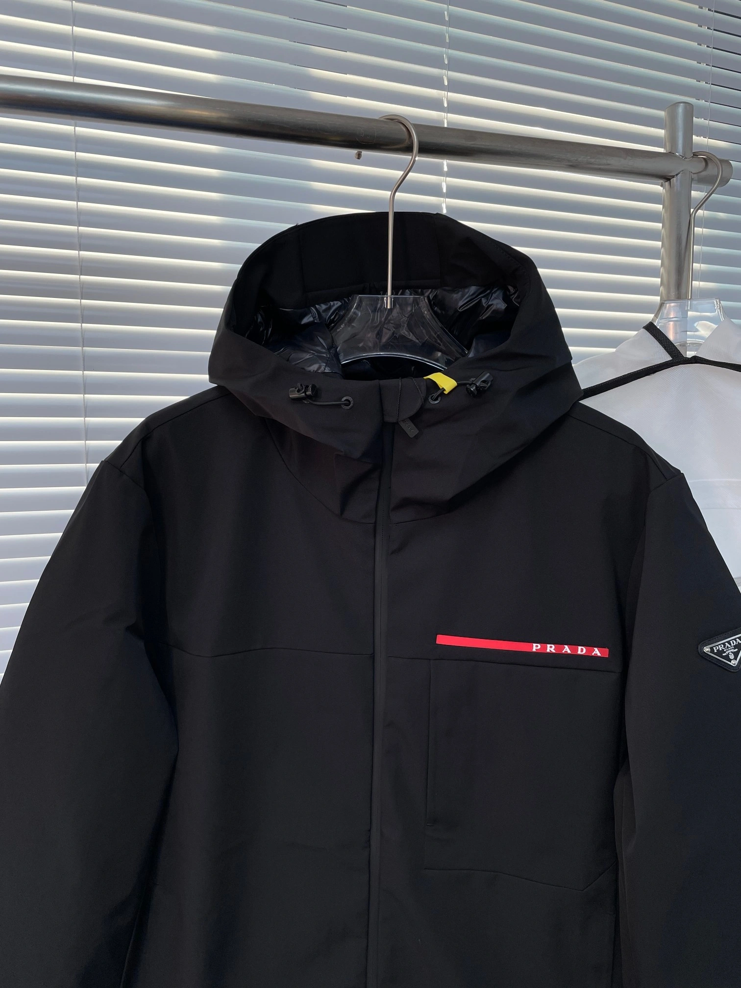 Prada Down Jackets ModernLook 172314
