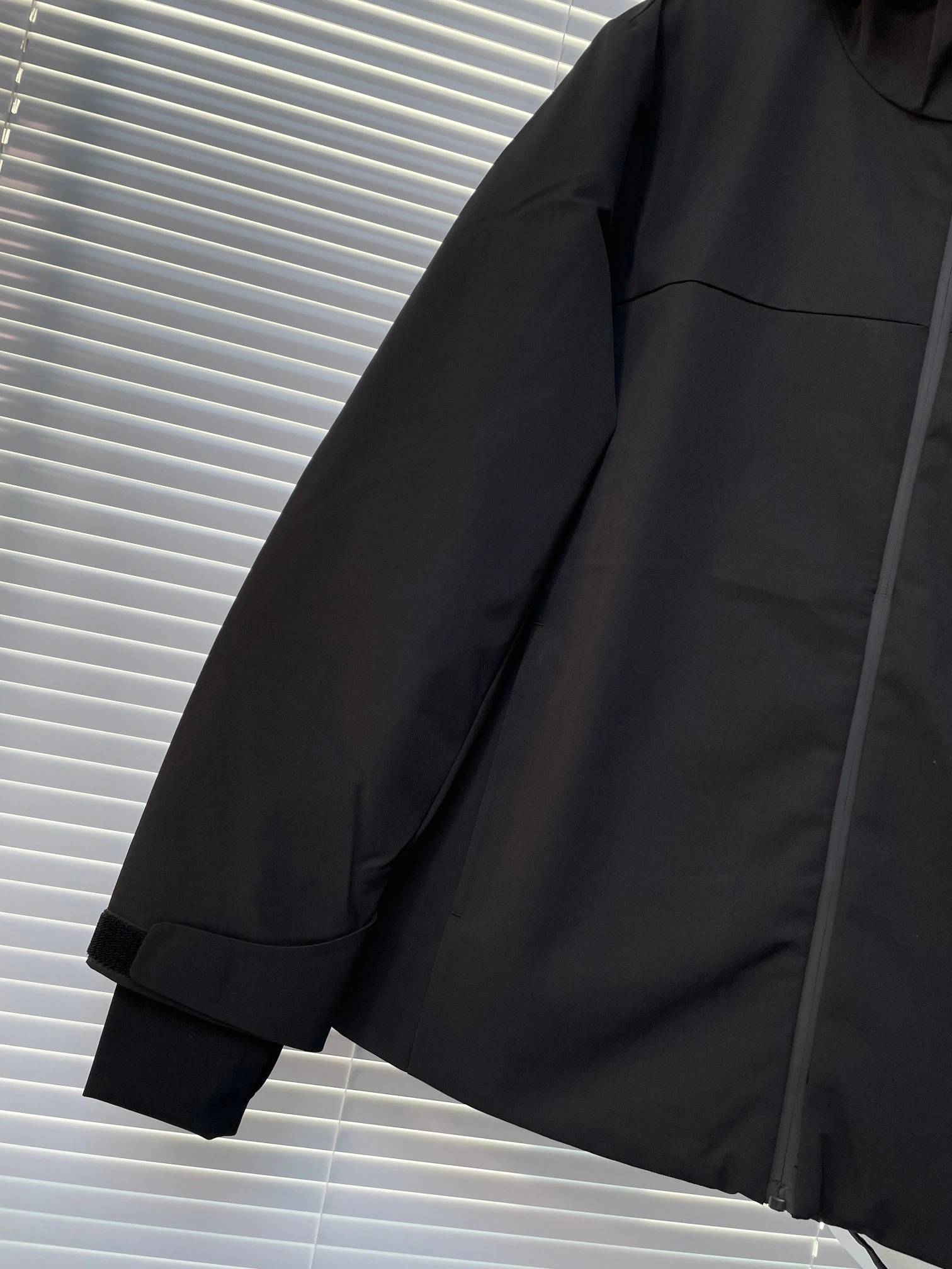 Prada Down Jackets ModernLook 172314