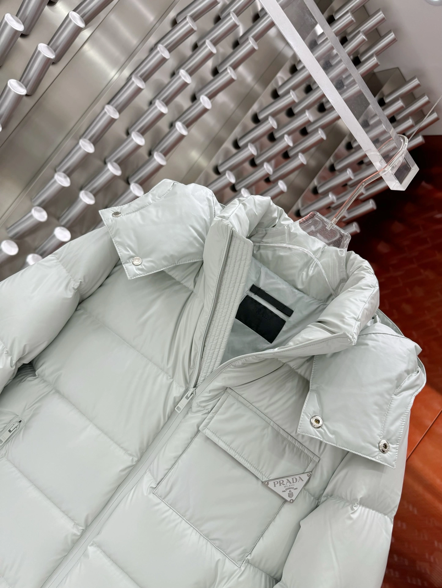 Prada Down Jackets Trendsetting 172346