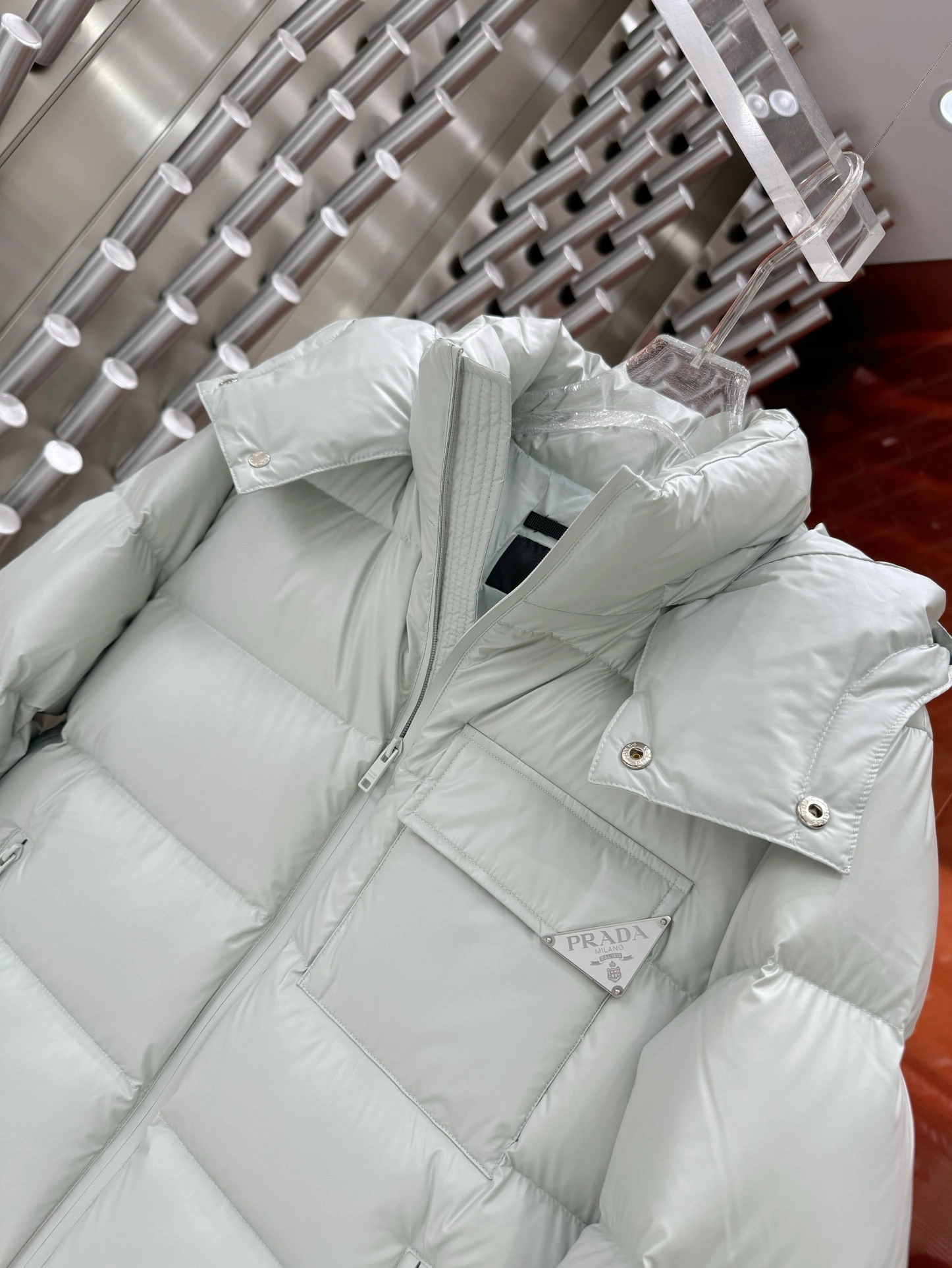 Prada Down Jackets Trendsetting 172346