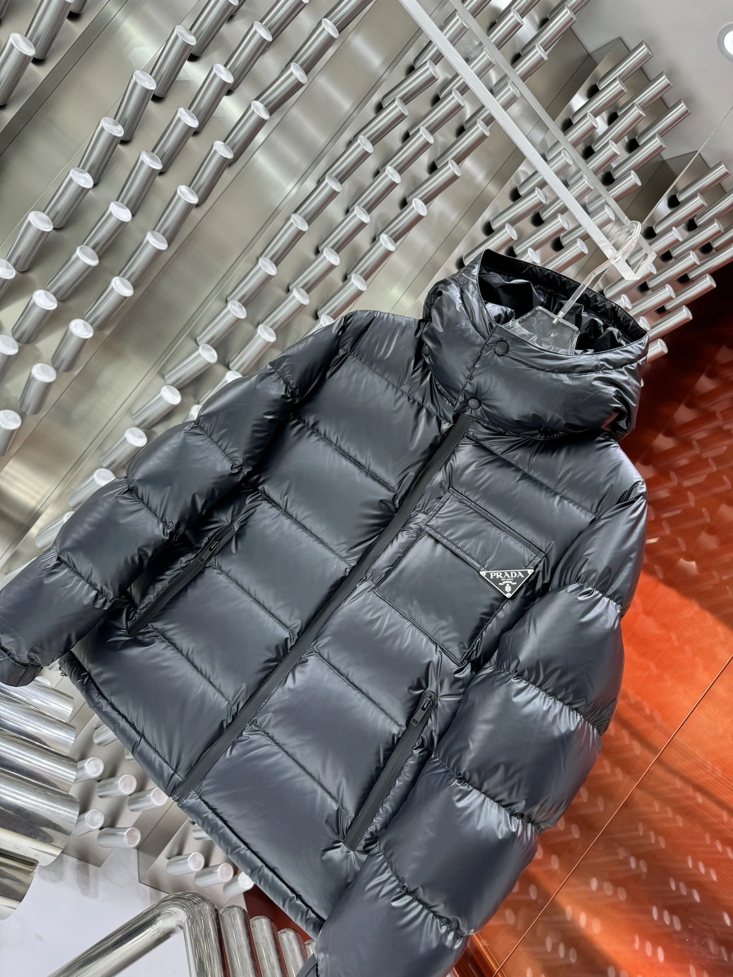 FlexibleFit Prada Down Jackets 172310
