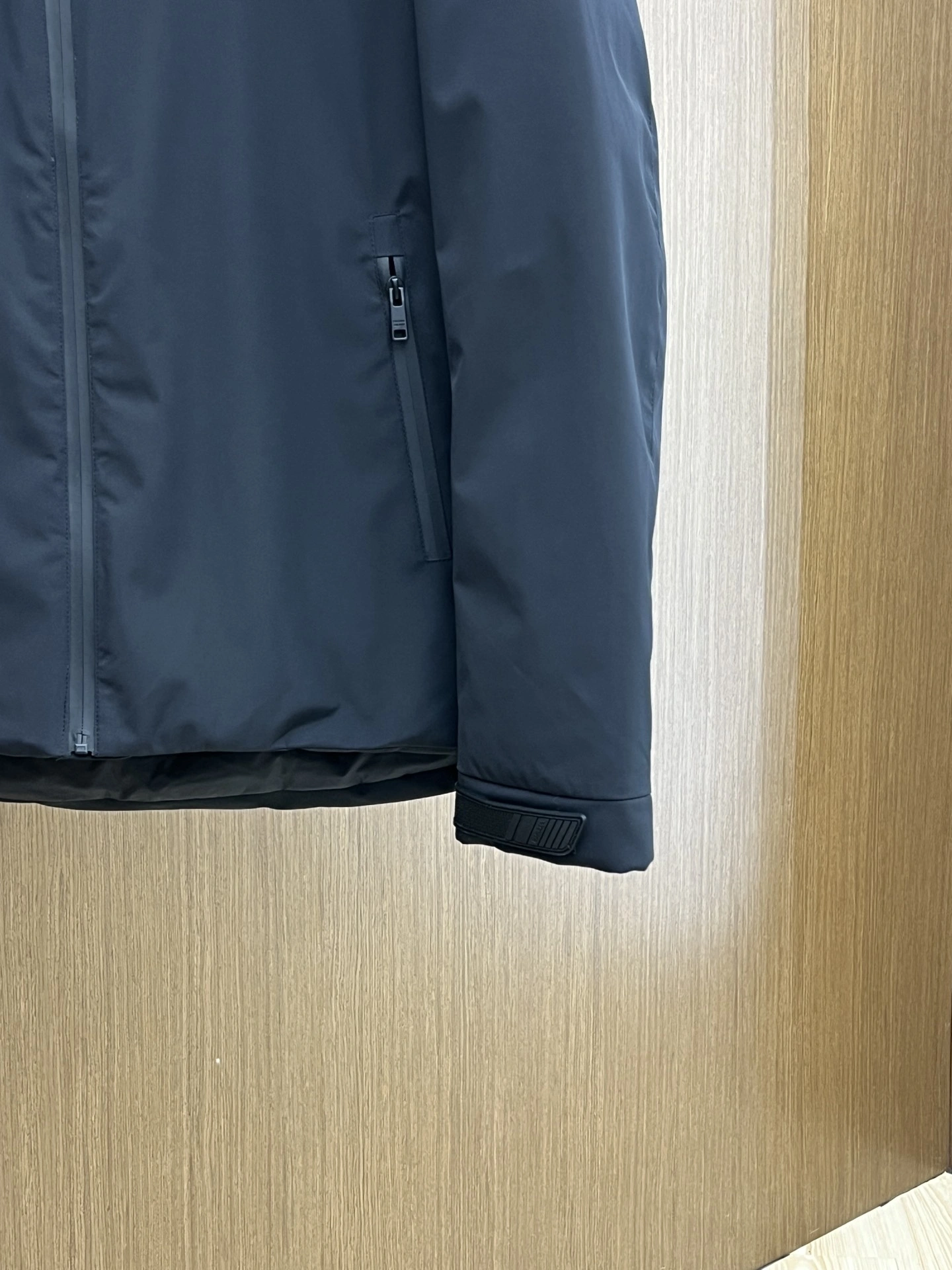 Prada Down Jackets Premium 172307