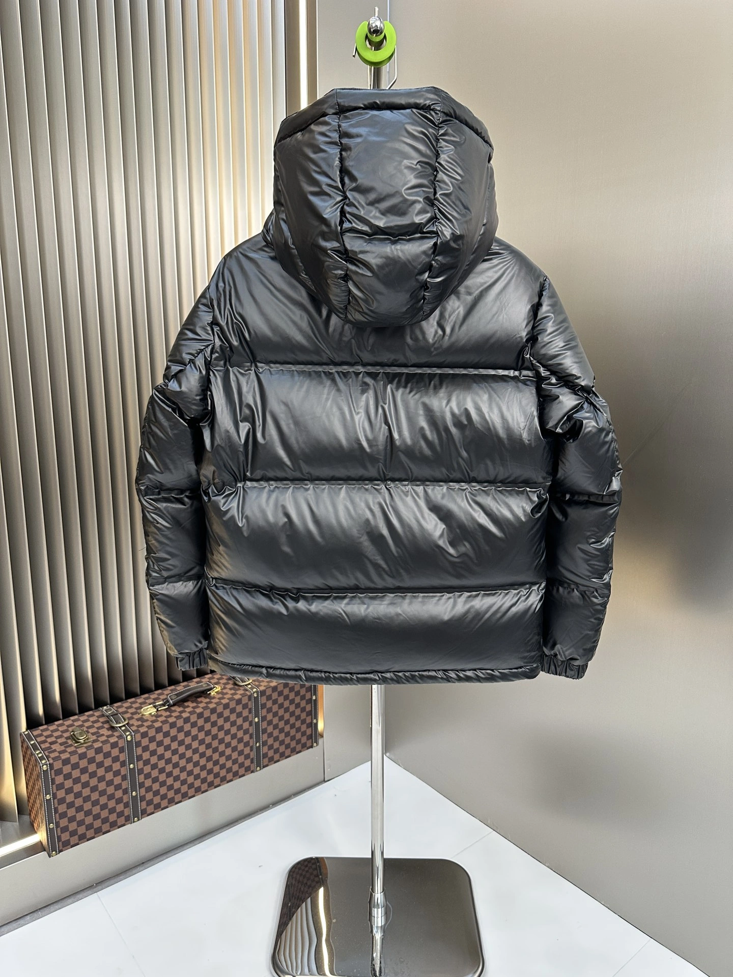 Original Prada Down Jackets 172303