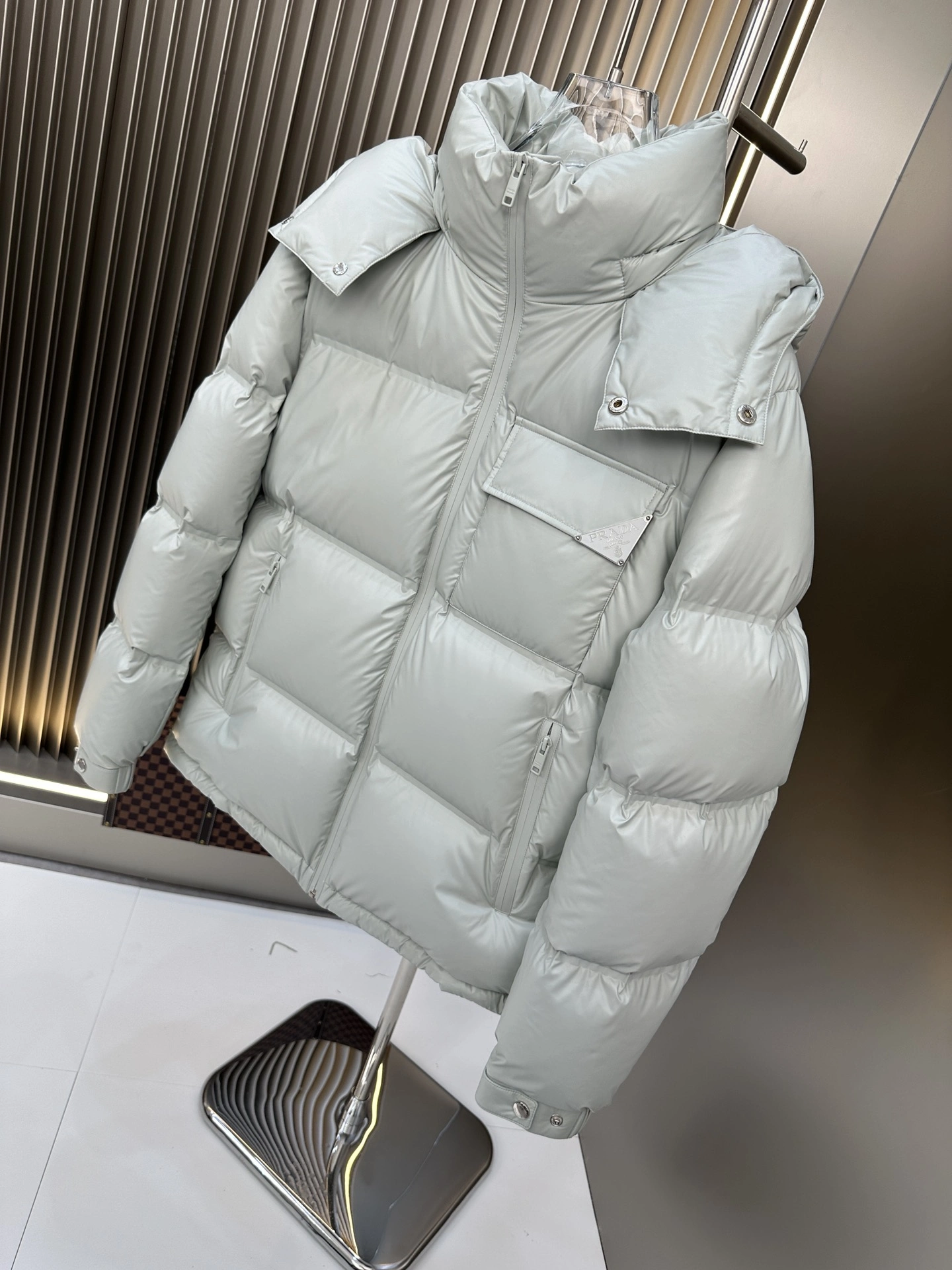 TechFriendly Prada Down Jackets 172300