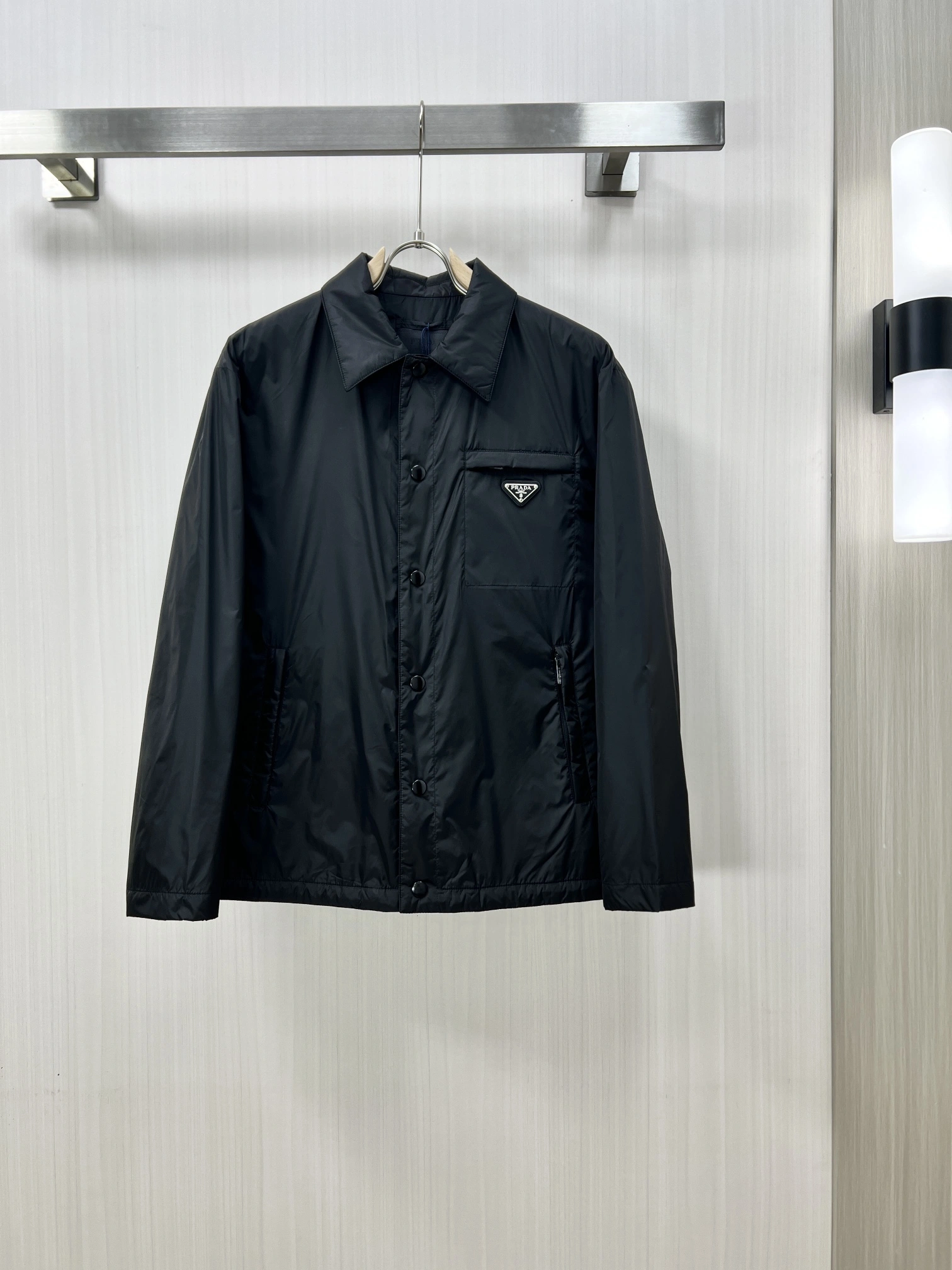 Prada Down Jackets HighPerformance 172298