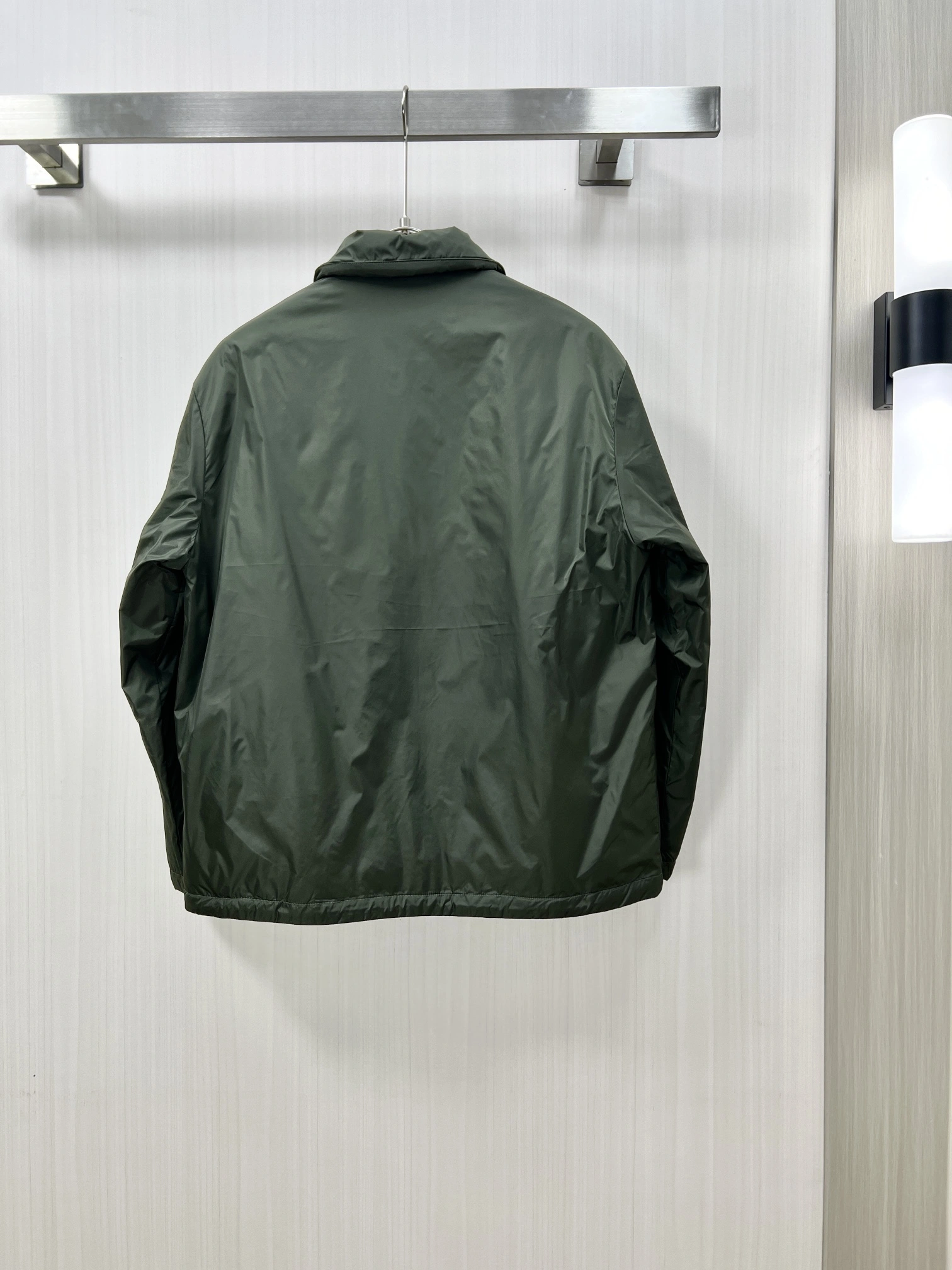 Prada Down Jackets Stylish 172297