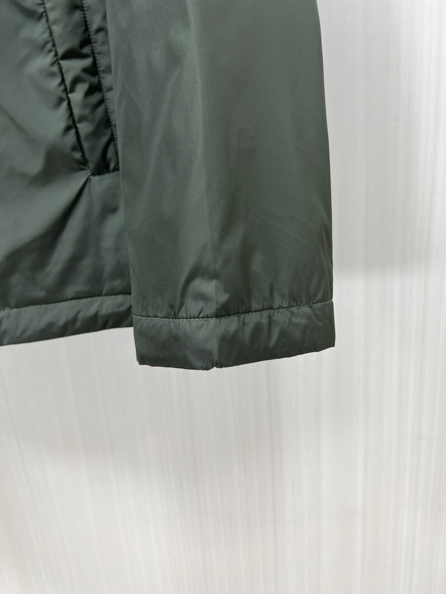 Prada Down Jackets Stylish 172297