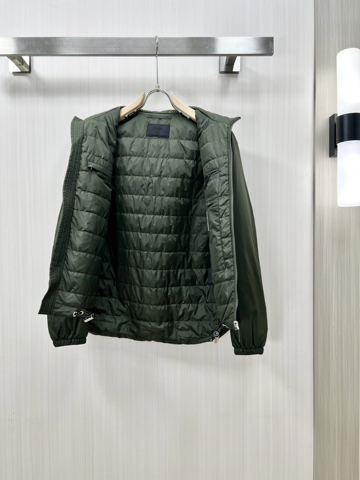 TechFriendly Prada Down Jackets 172344