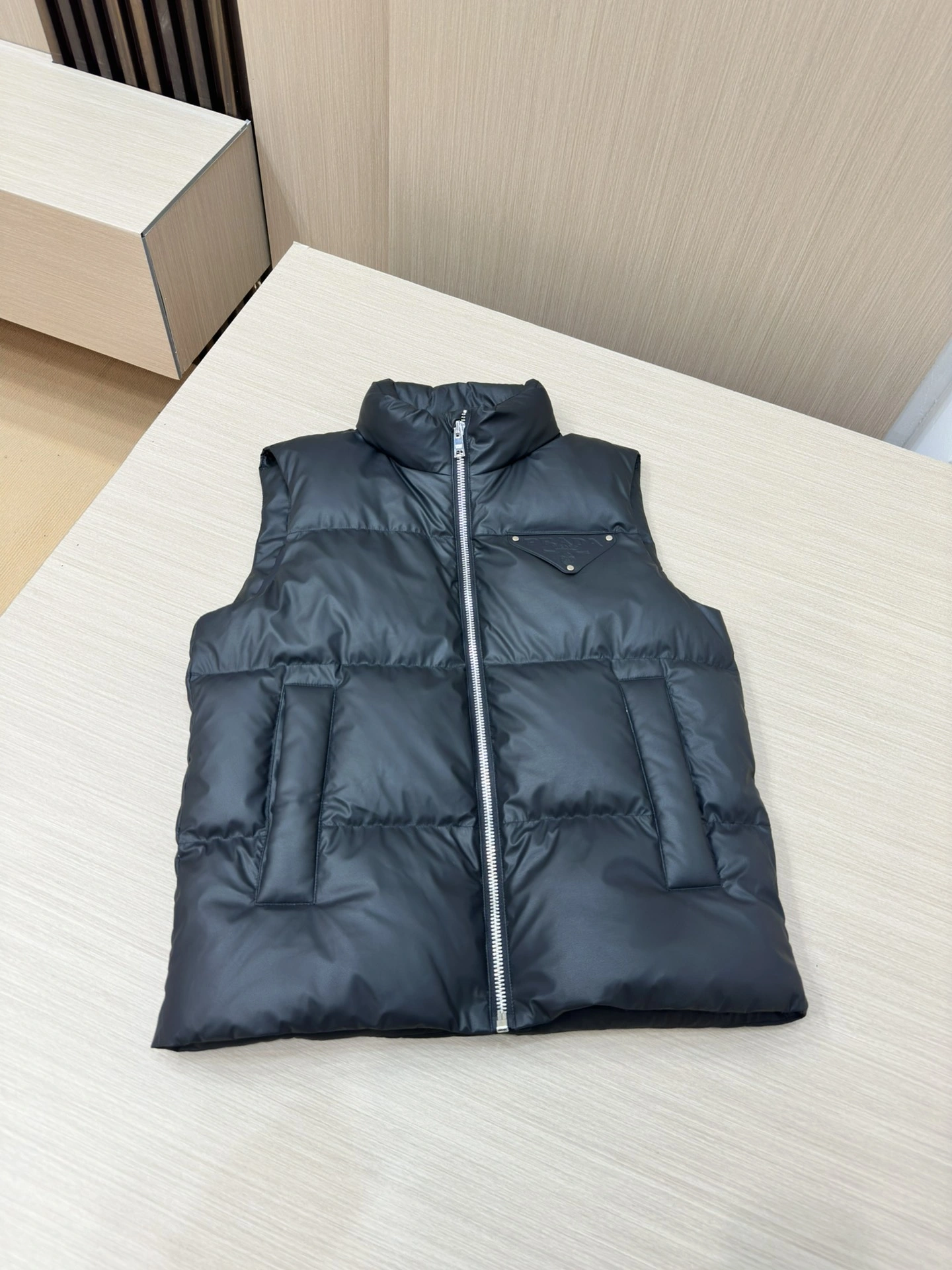 Prada Down Jackets WellDesigned 172296