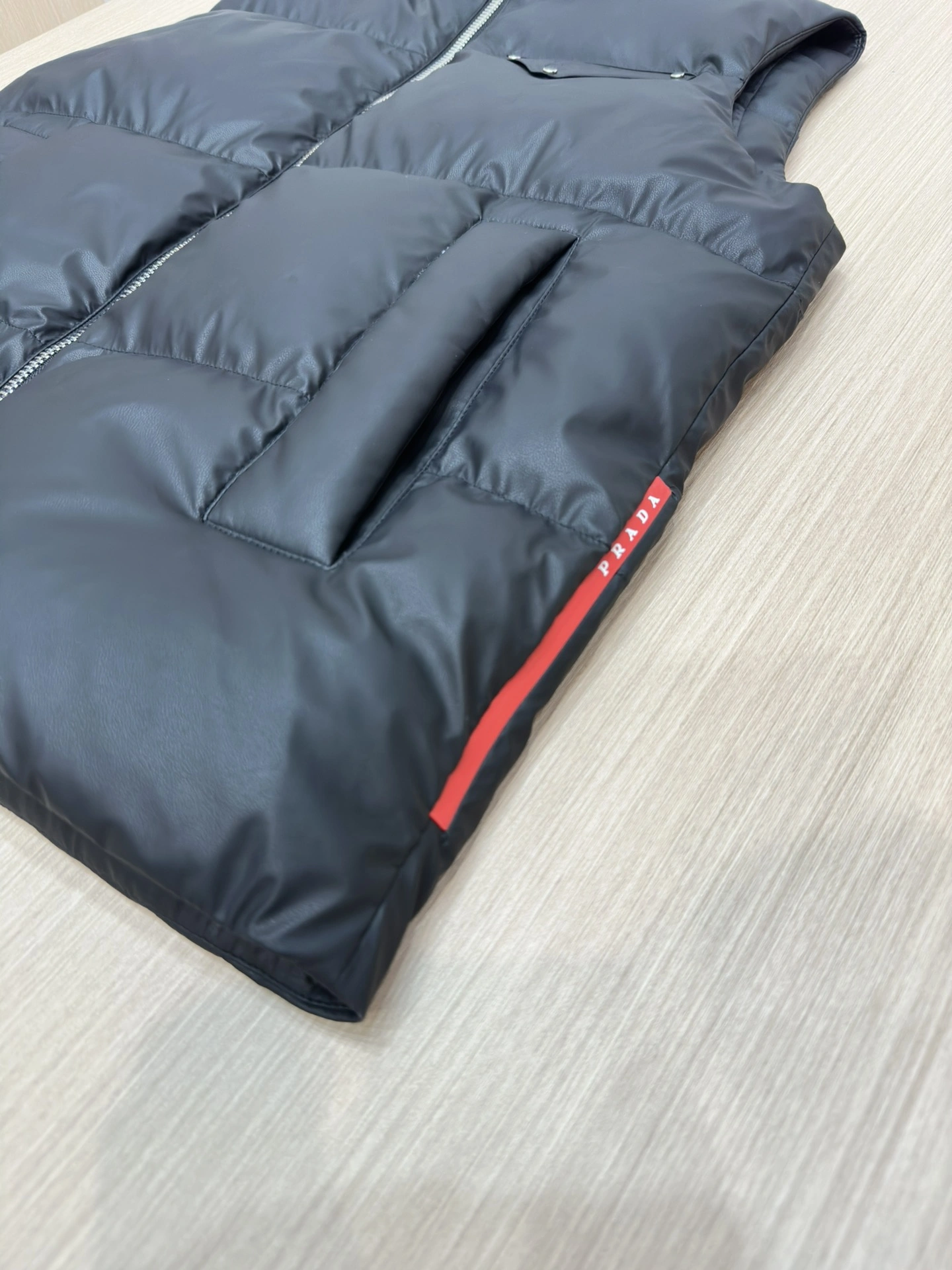 Prada Down Jackets WellDesigned 172296