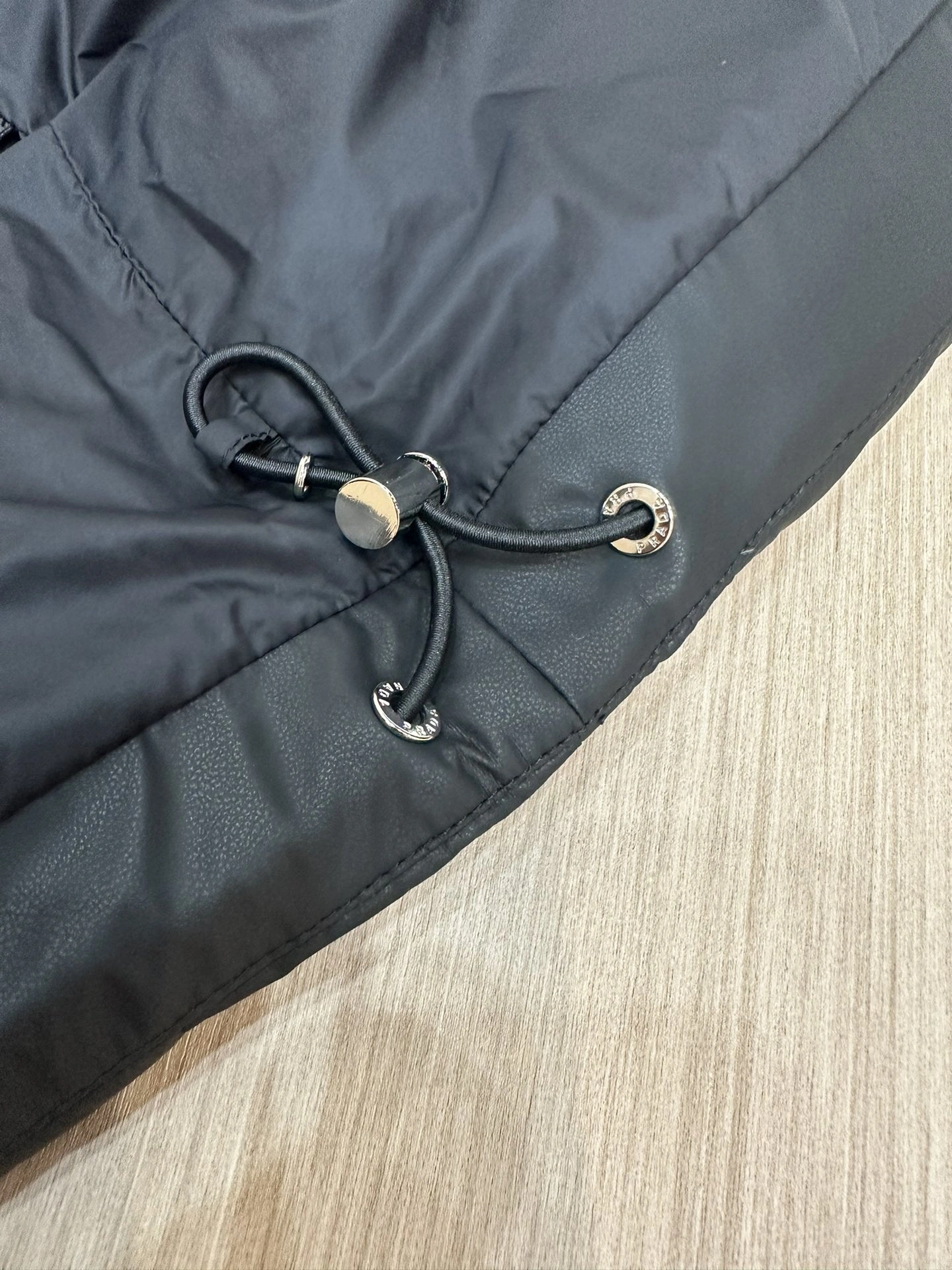 Prada Down Jackets WellDesigned 172296