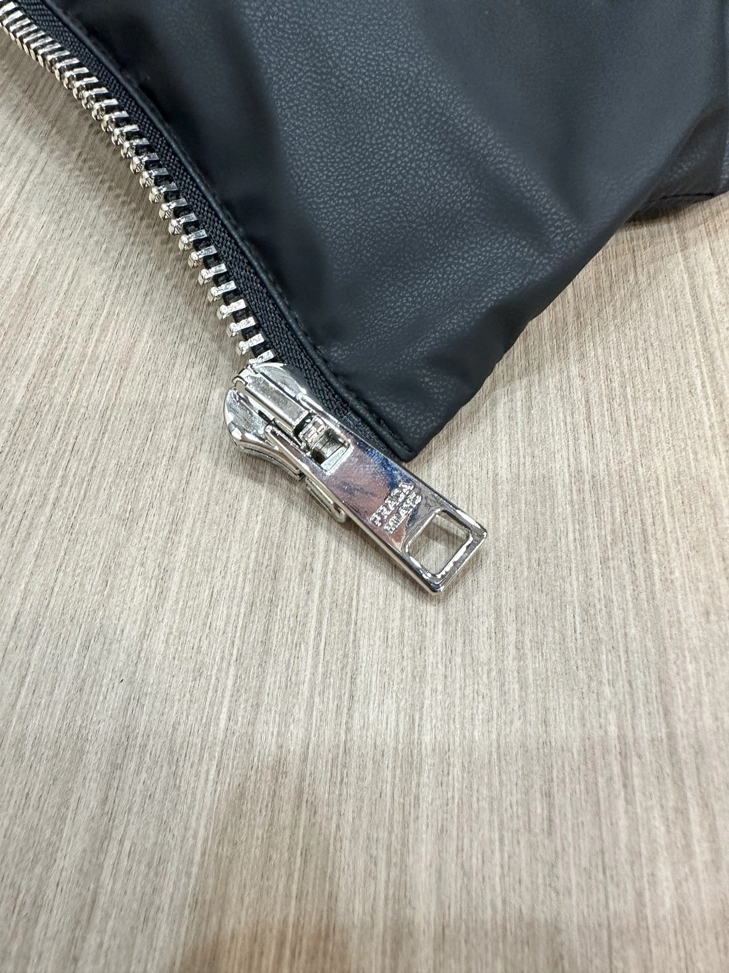 Prada Down Jackets WellDesigned 172296