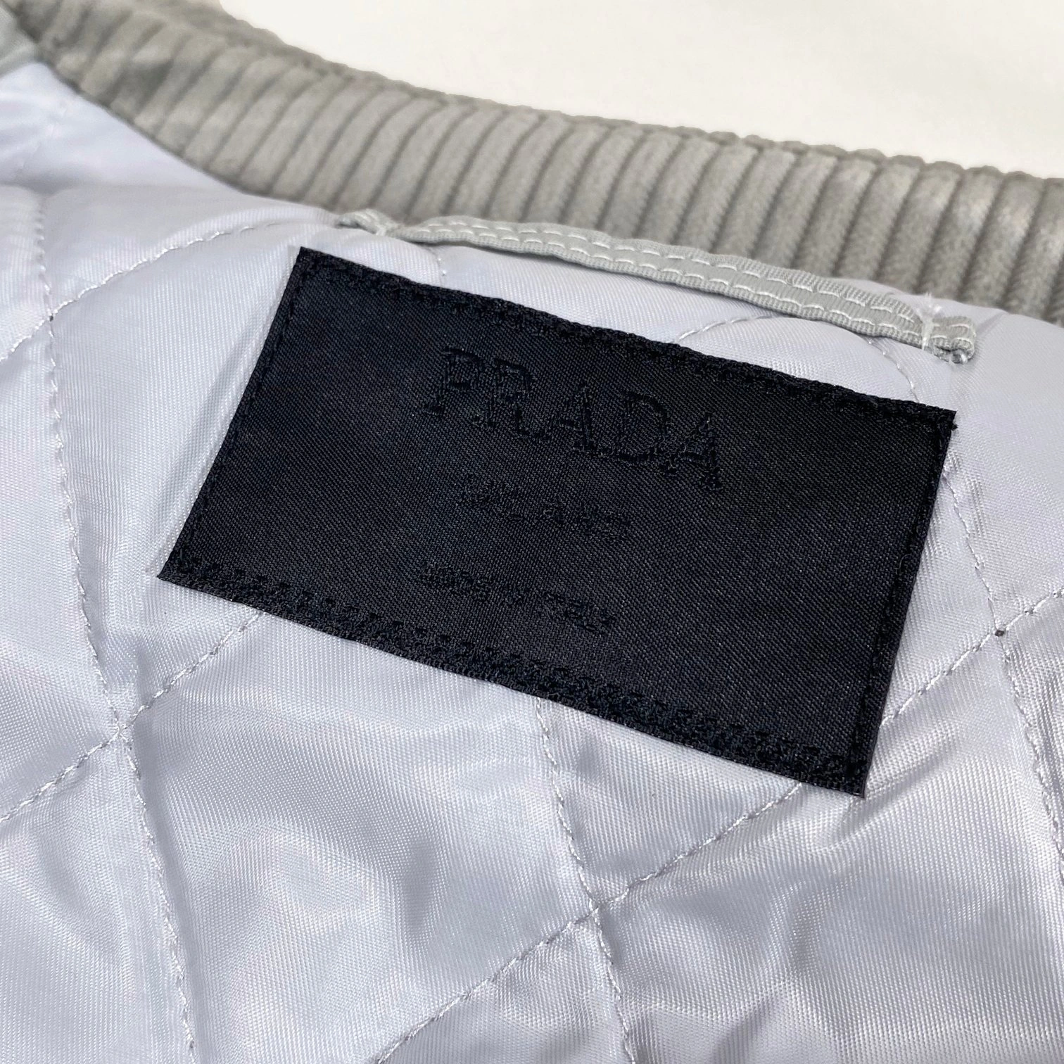 Affordable Prada Down Jackets 172283