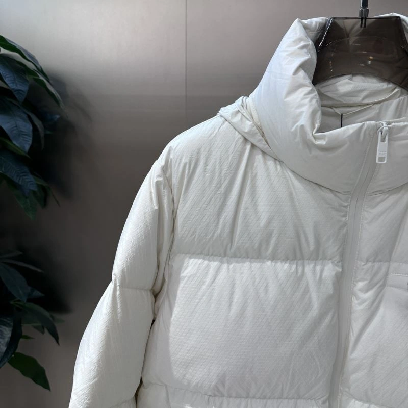 Prada Down Jackets FlexibleFit 172075