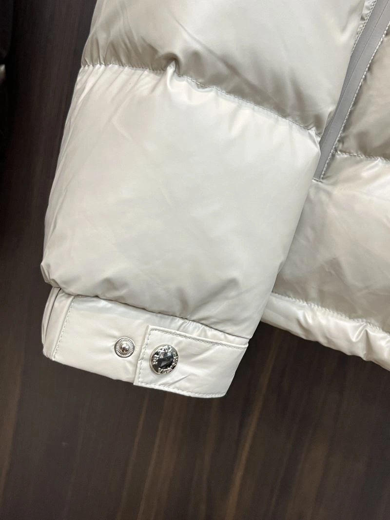 Prada Down Jackets Sporty 172073