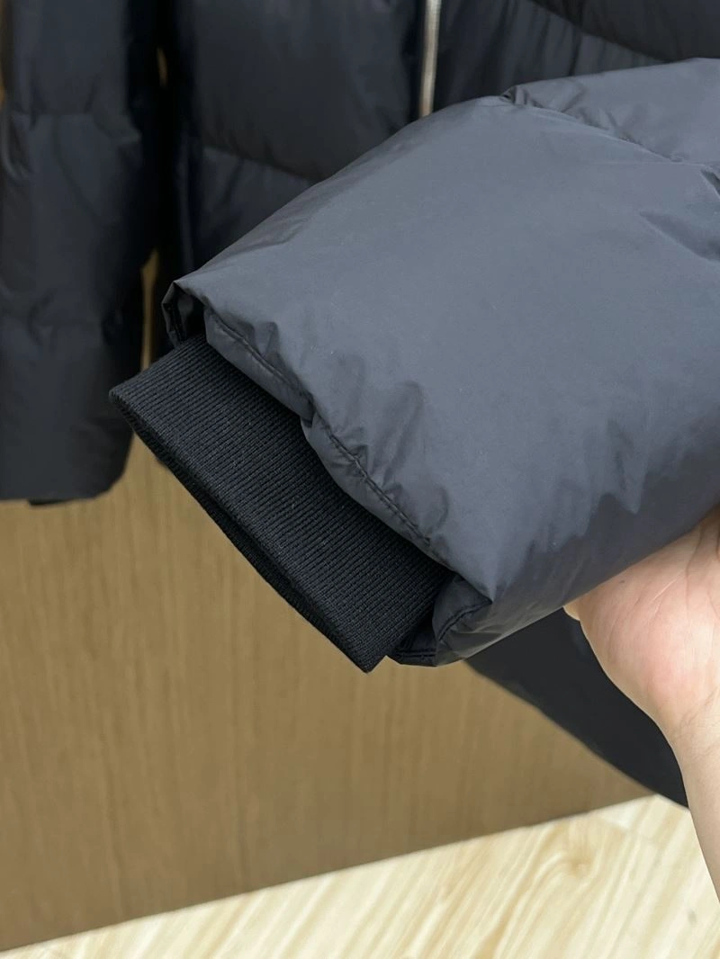 Prada Down Jackets Original 172066