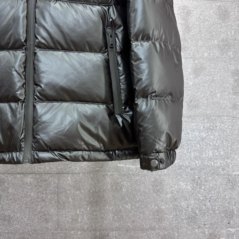 Prada Down Jackets Attractive 172047