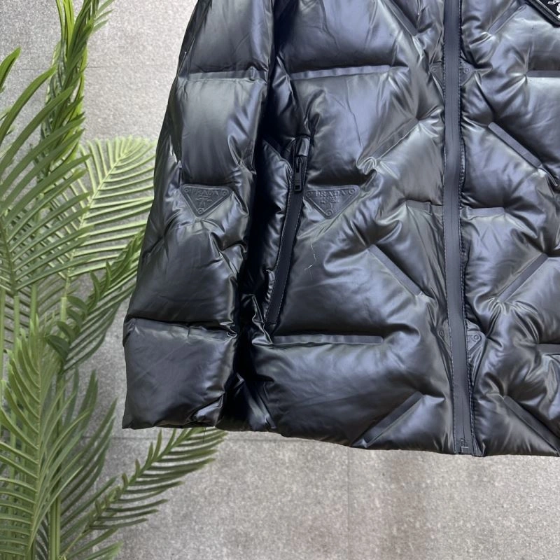 SmoothTexture Prada Down Jackets 172097