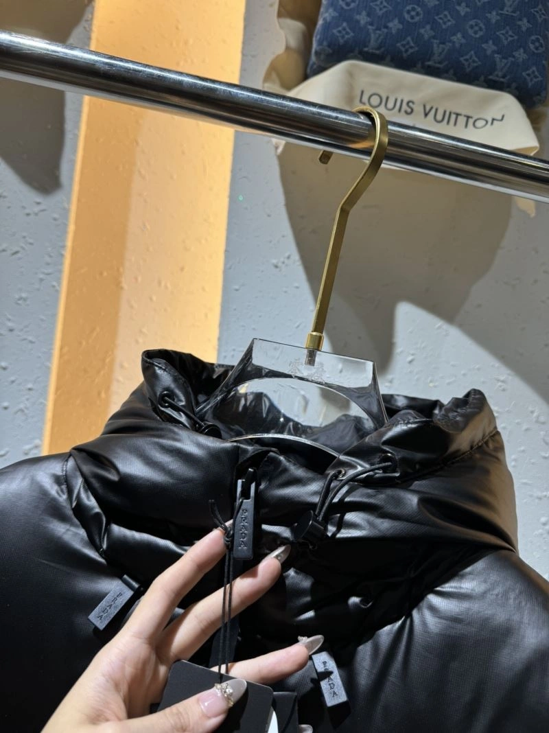 Prada Down Jackets Versatile 171966