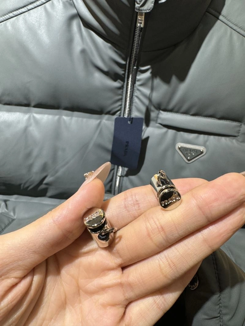 Trendsetting Prada Down Jackets 171963