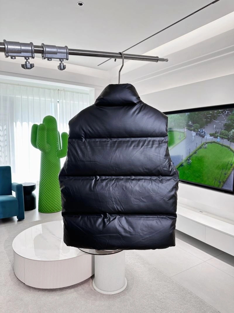 Prada Down Jackets RelaxedFit 171945