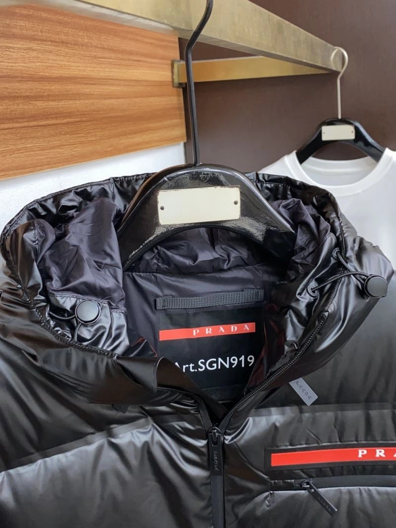 Prada Down Jackets Comfortable 171902