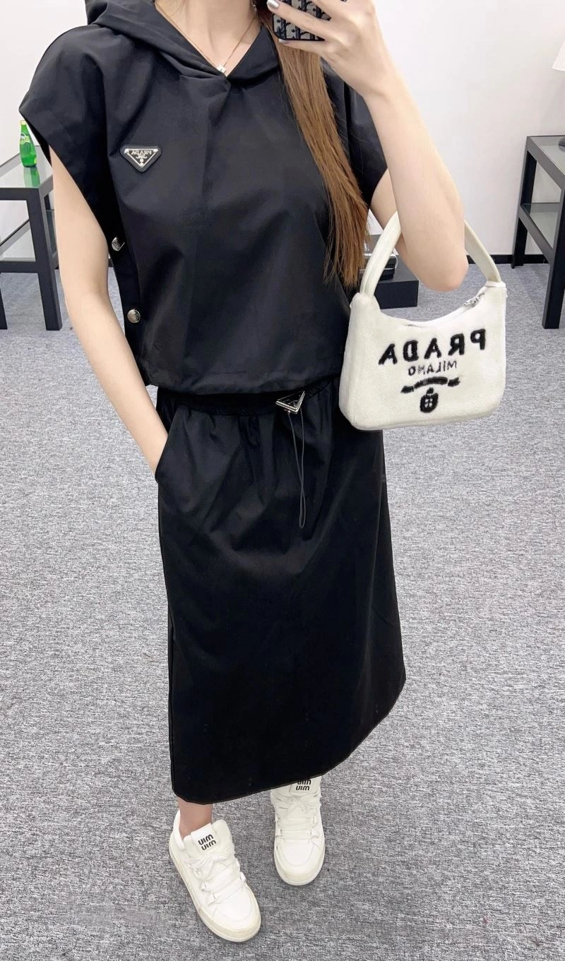 Compact Prada Dress Suits 171449
