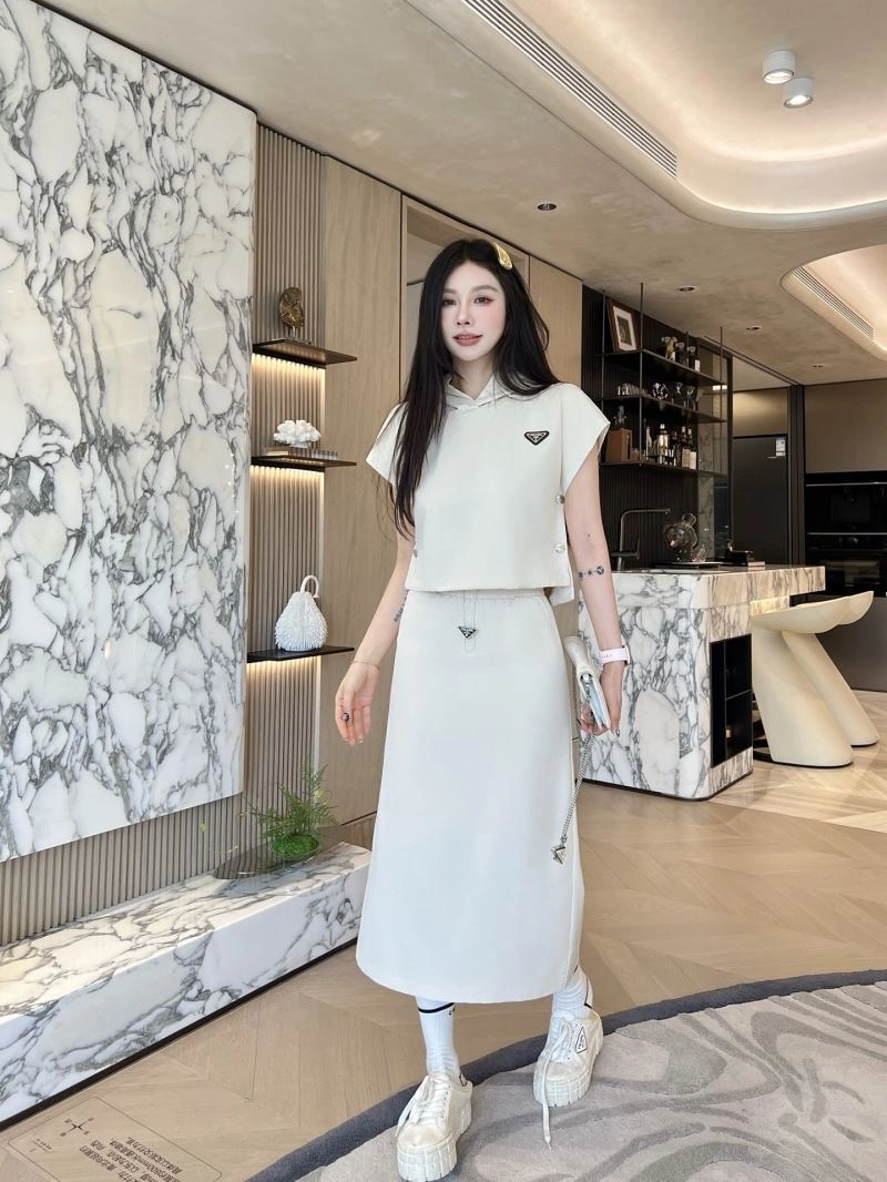 Prada Dress Suits Neat 171481
